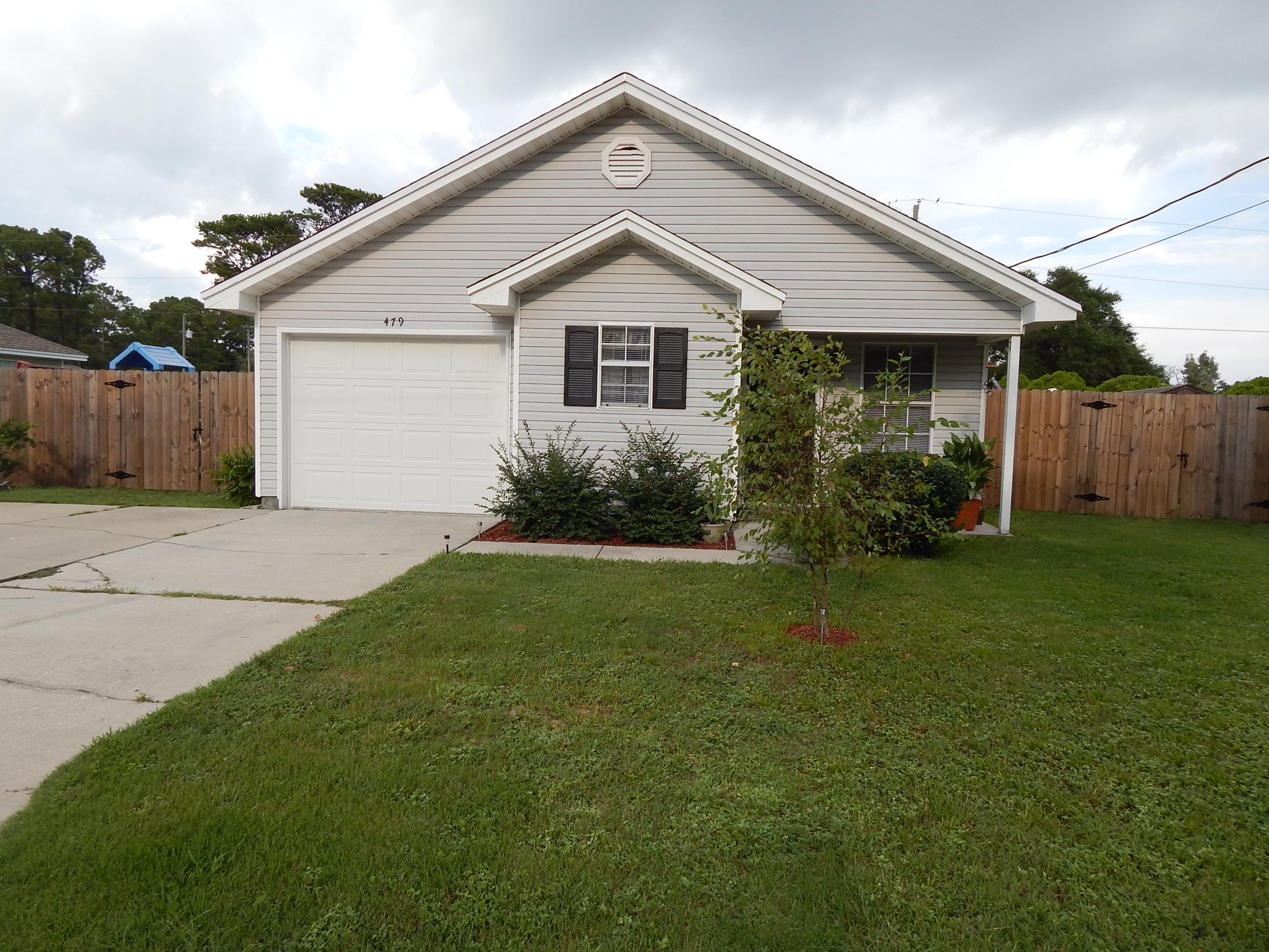 NO RECORDED SUBDIVISION - Residential