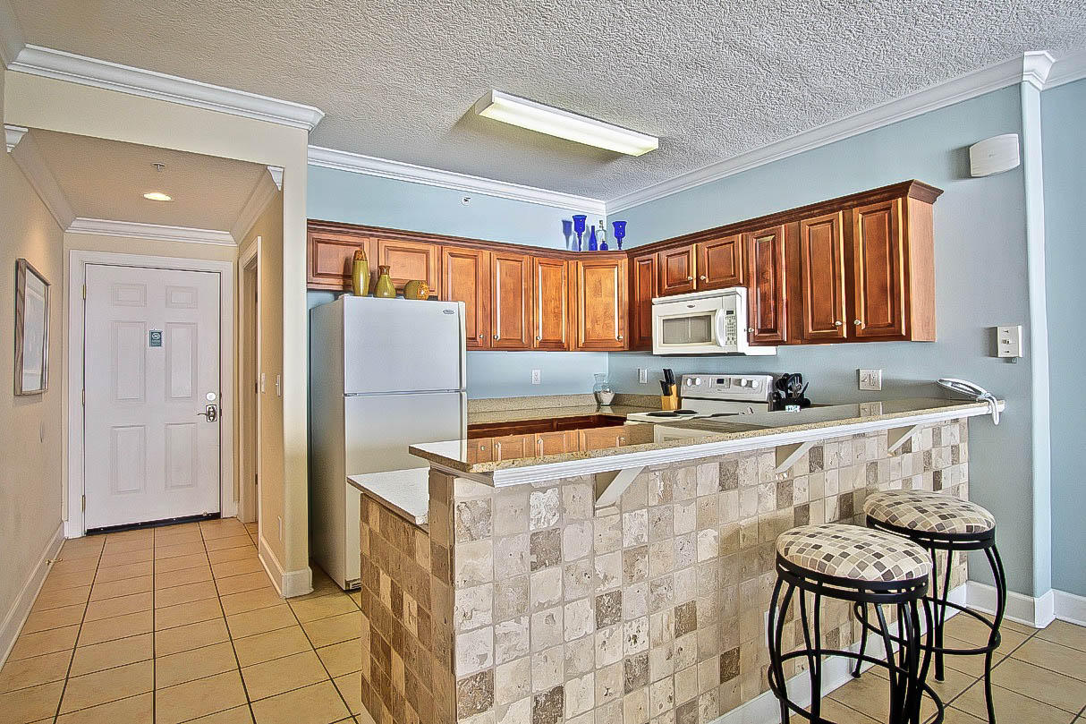 TROPIC WINDS - Residential