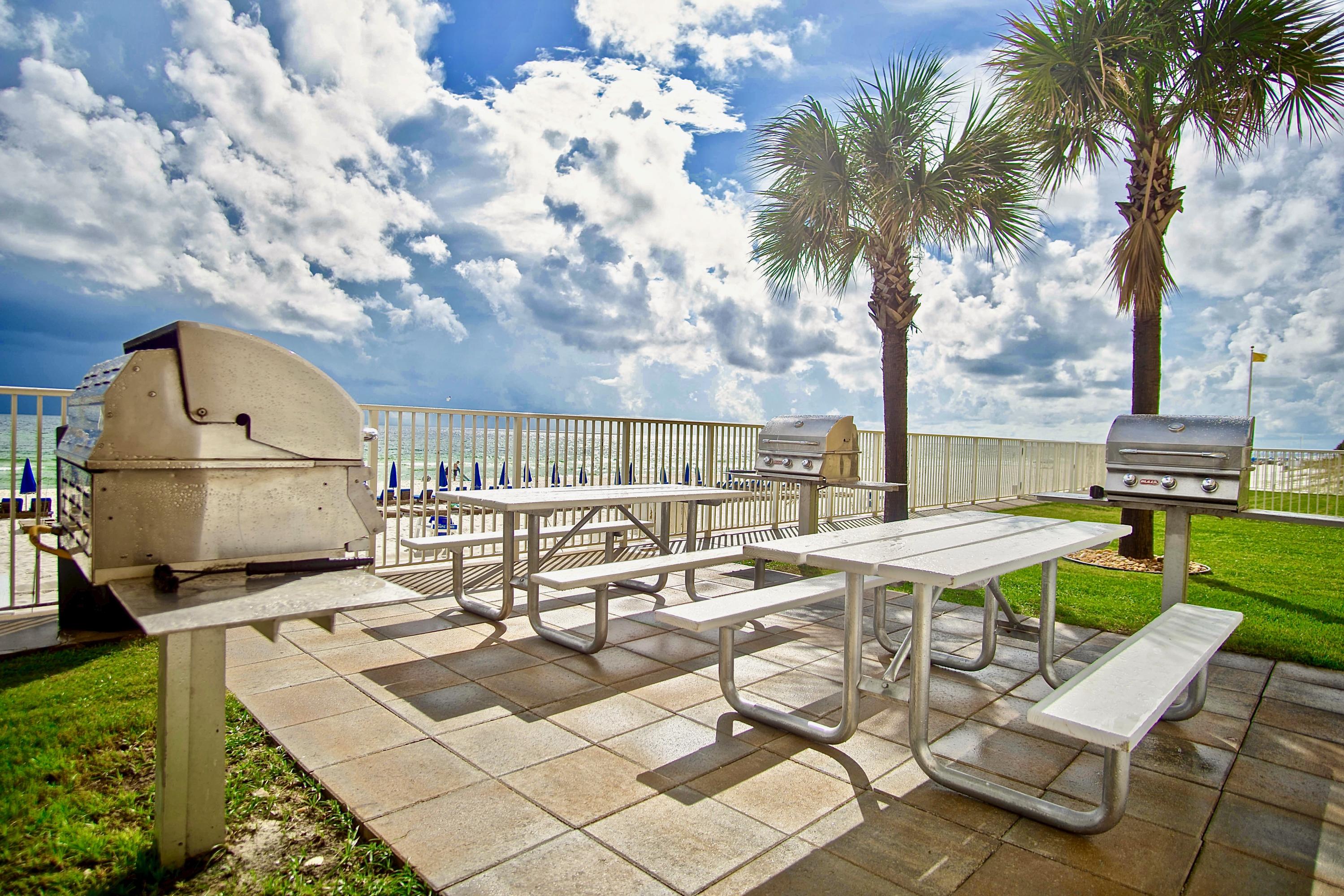 TROPIC WINDS - Residential