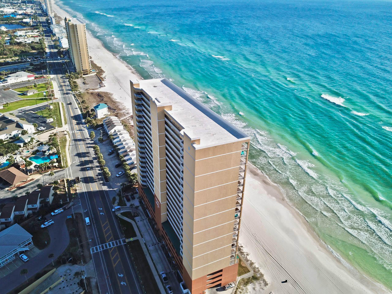 TROPIC WINDS - Residential