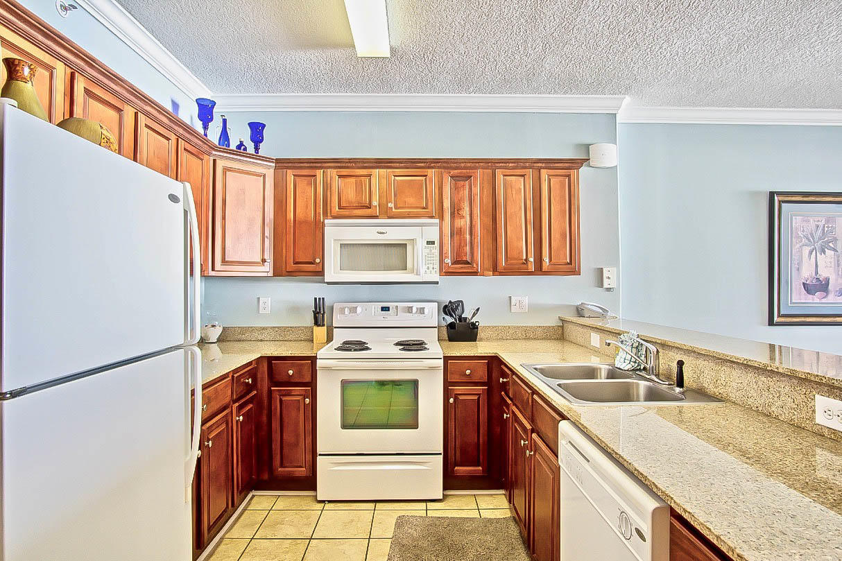 TROPIC WINDS - Residential