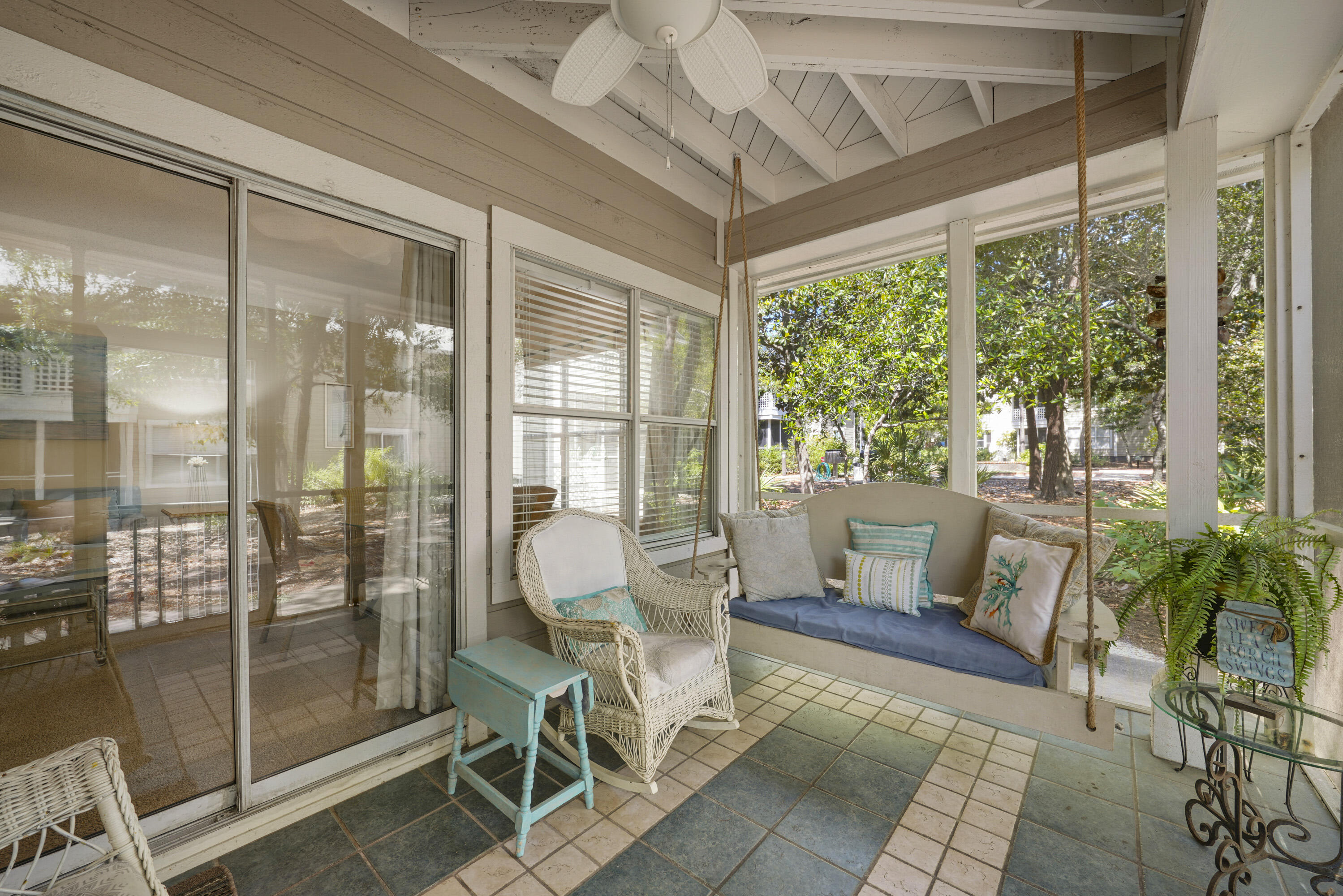 HIDDEN DUNES BEACH COTTAGES 2 - Residential