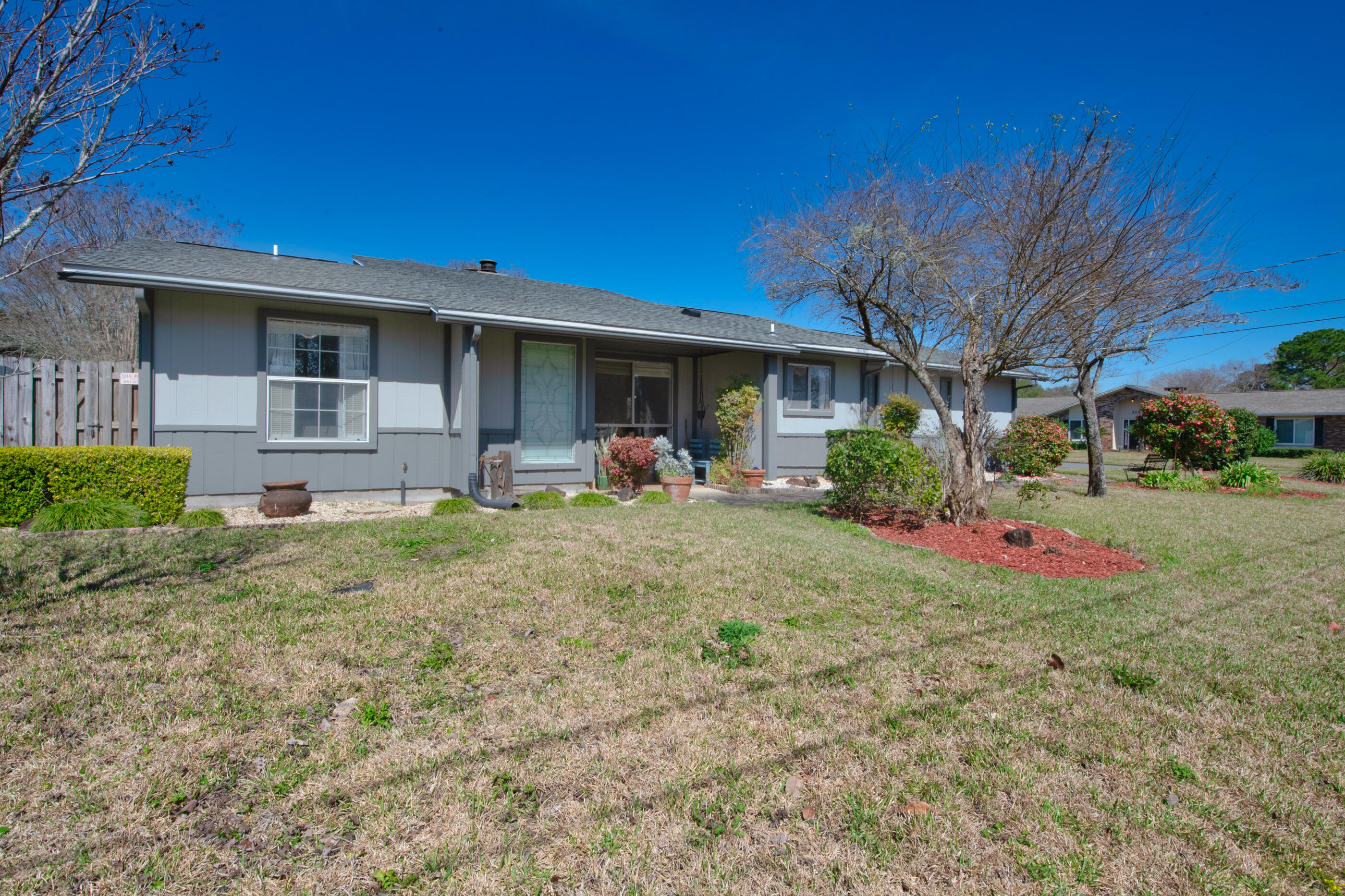 TANGLEWOOD S/D 1ST ADDN - Residential