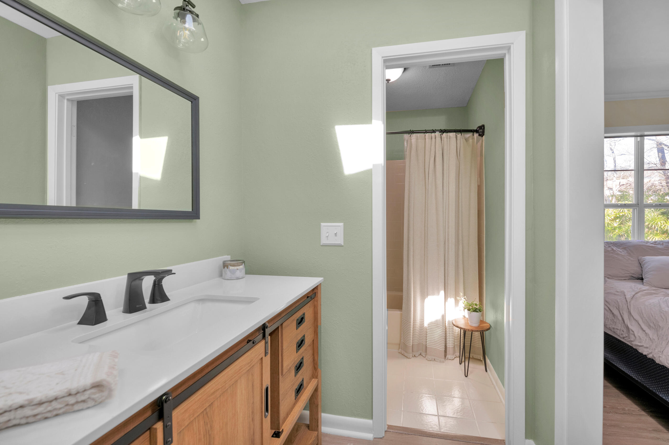 TANGLEWOOD S/D 1ST ADDN - Residential