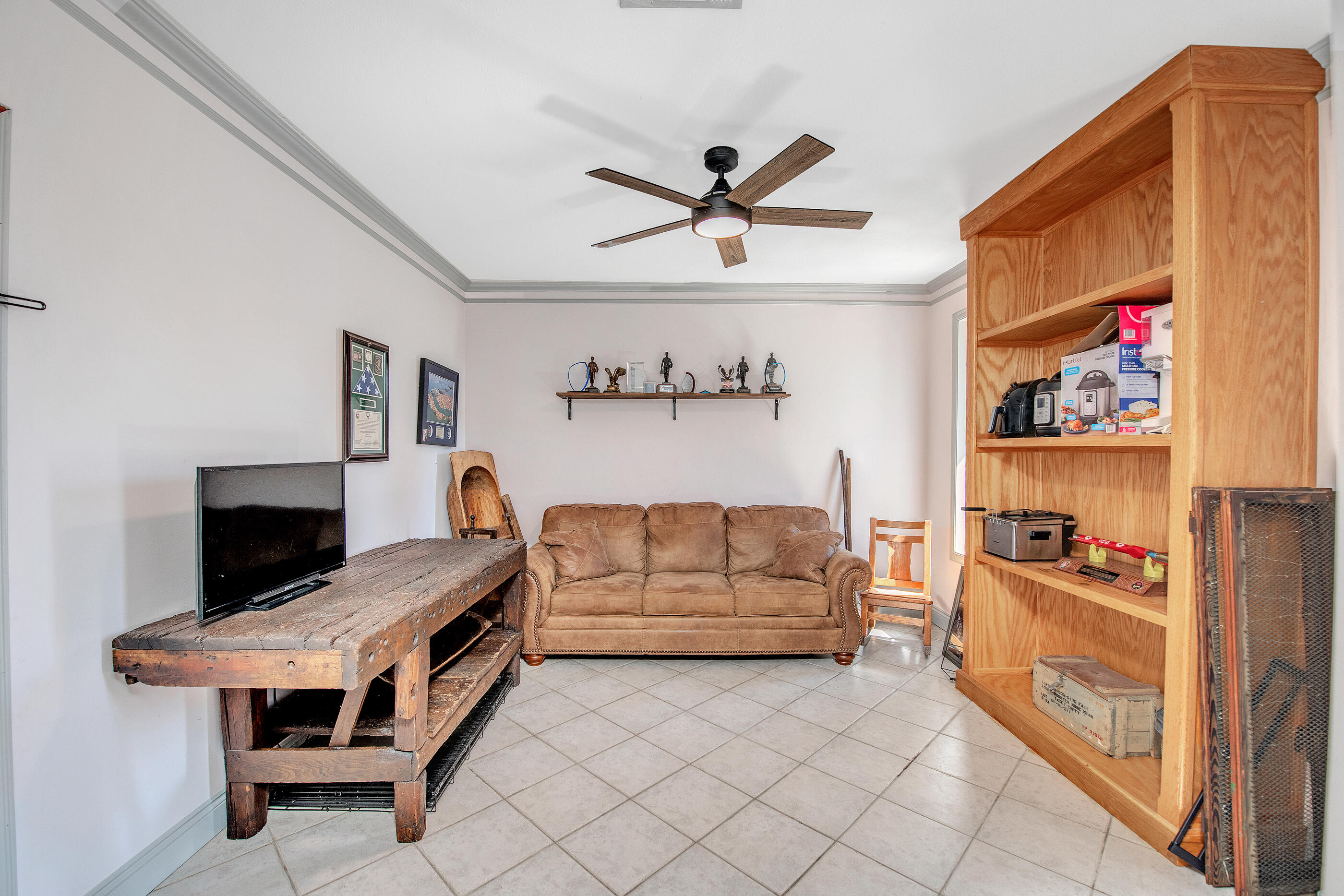 TANGLEWOOD S/D 1ST ADDN - Residential