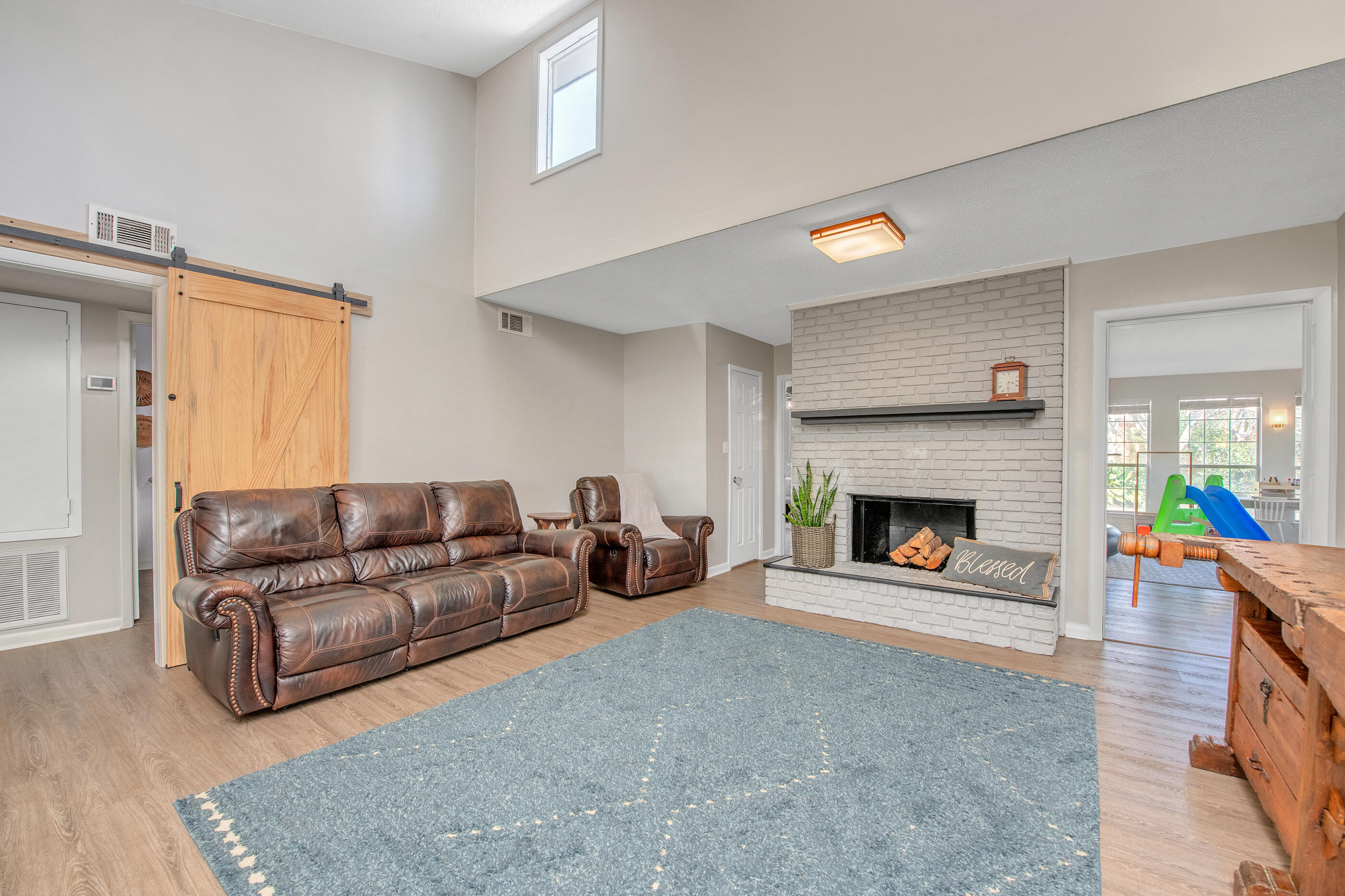 TANGLEWOOD S/D 1ST ADDN - Residential