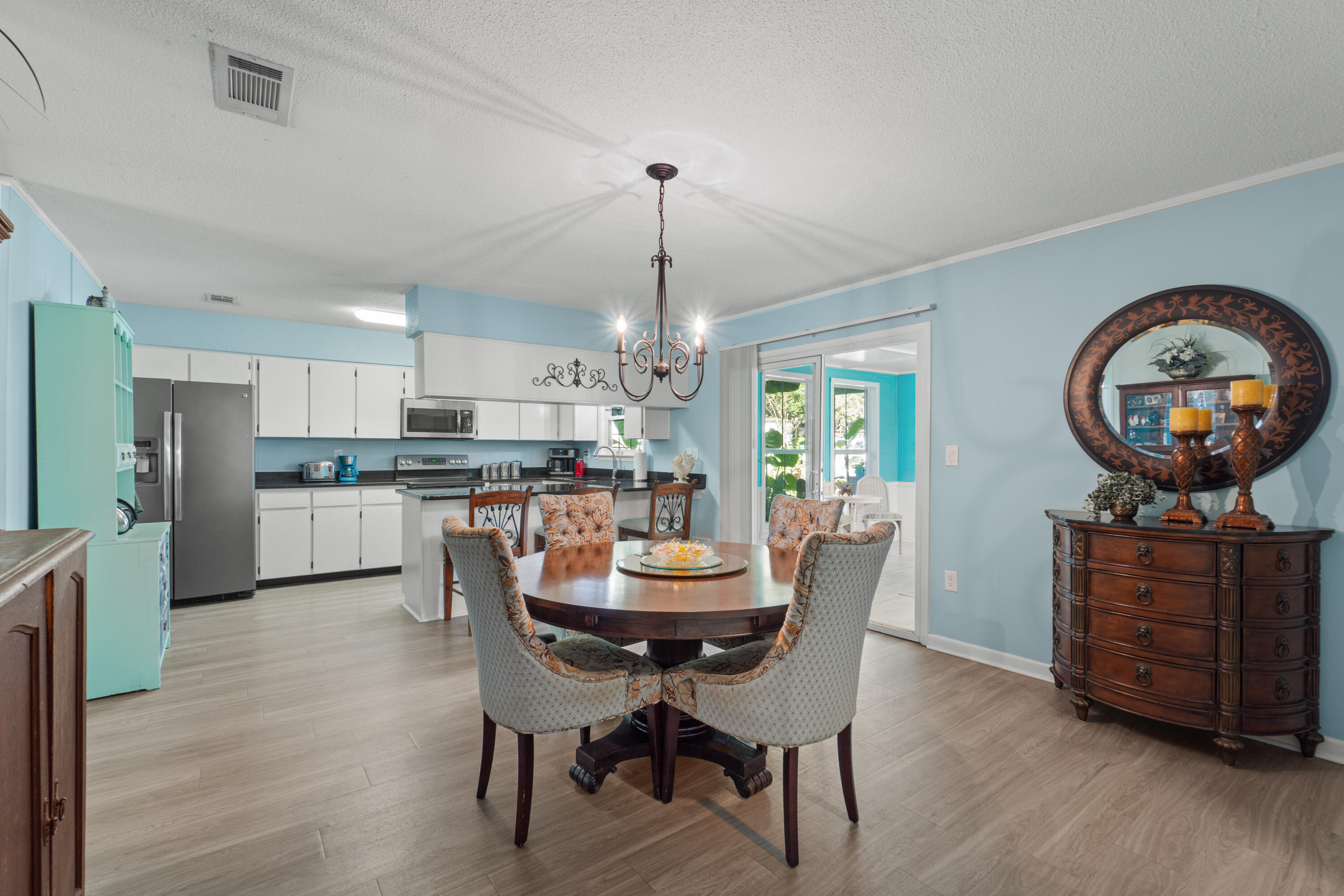 LISETTE ESTATES - Residential