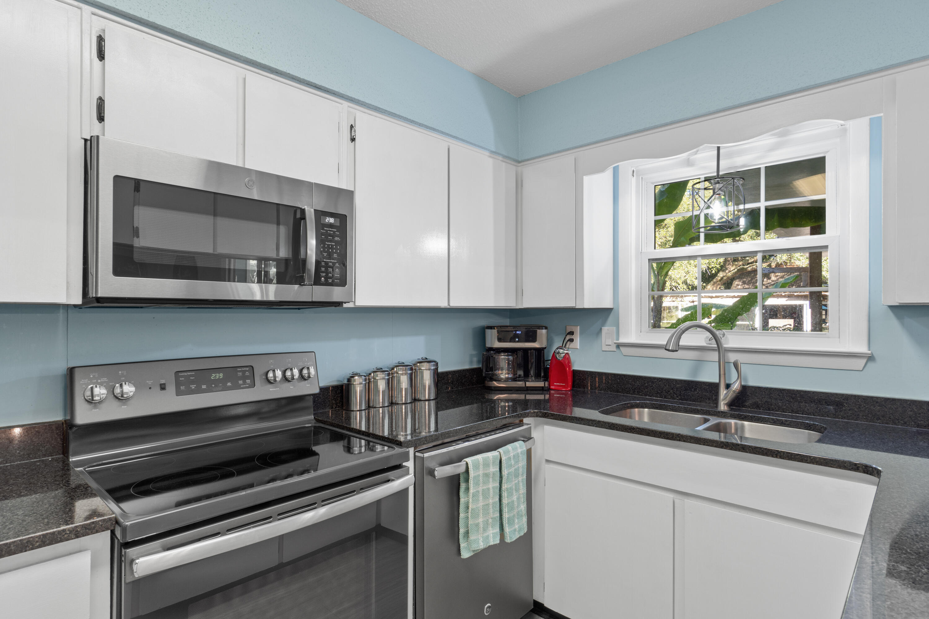 LISETTE ESTATES - Residential