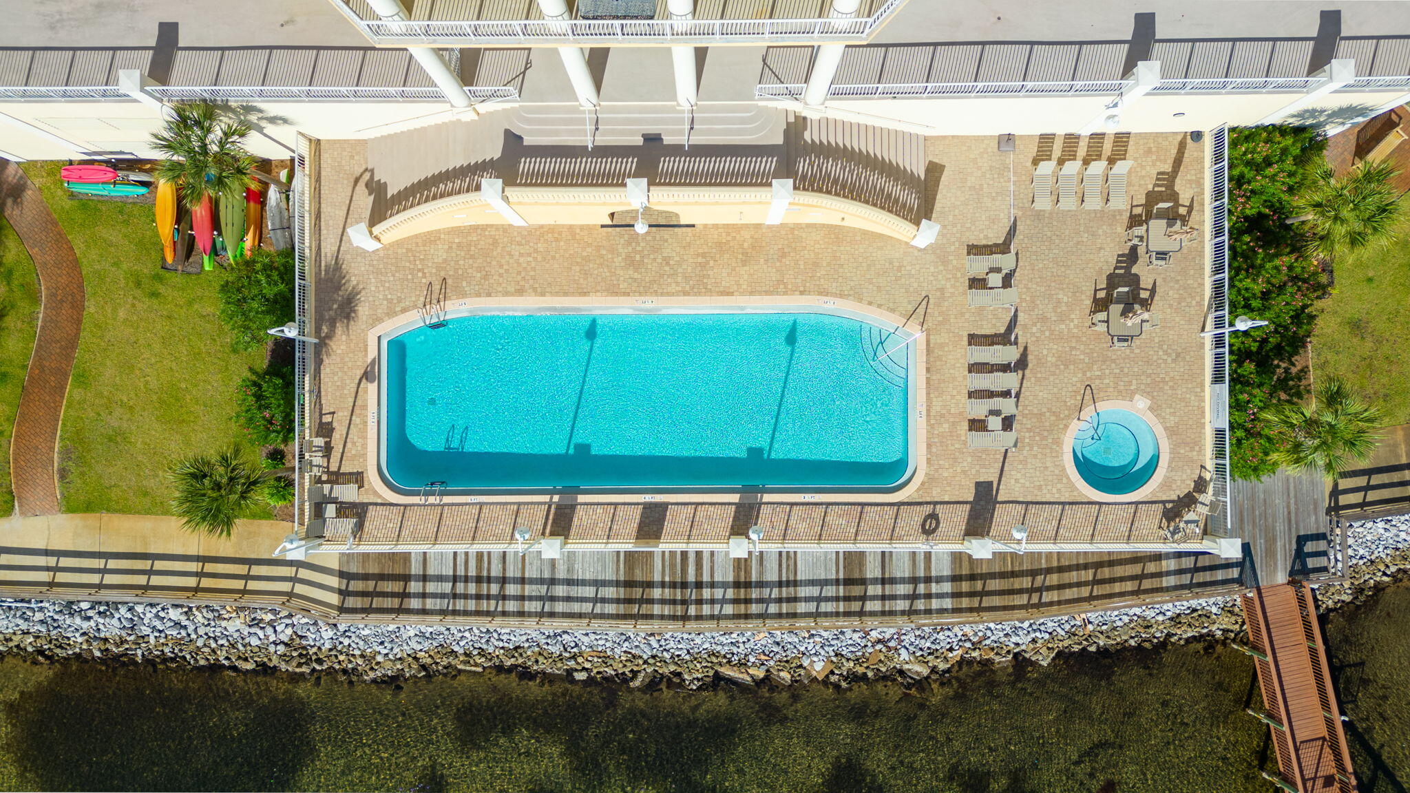 PRESIDIO YACHT CLUB - Residential