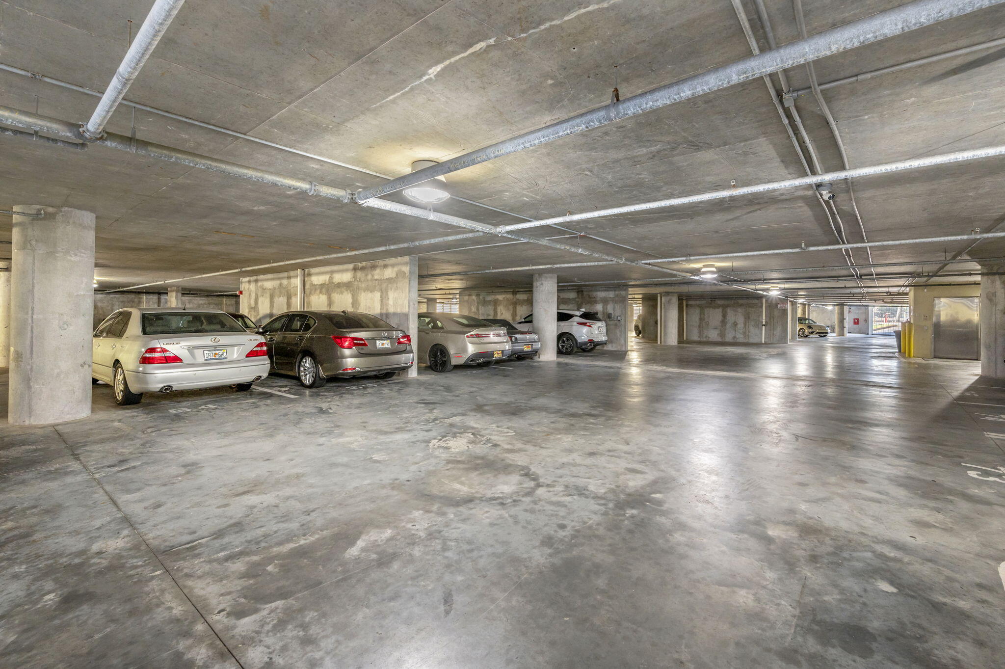 PRESIDIO YACHT CLUB - Residential