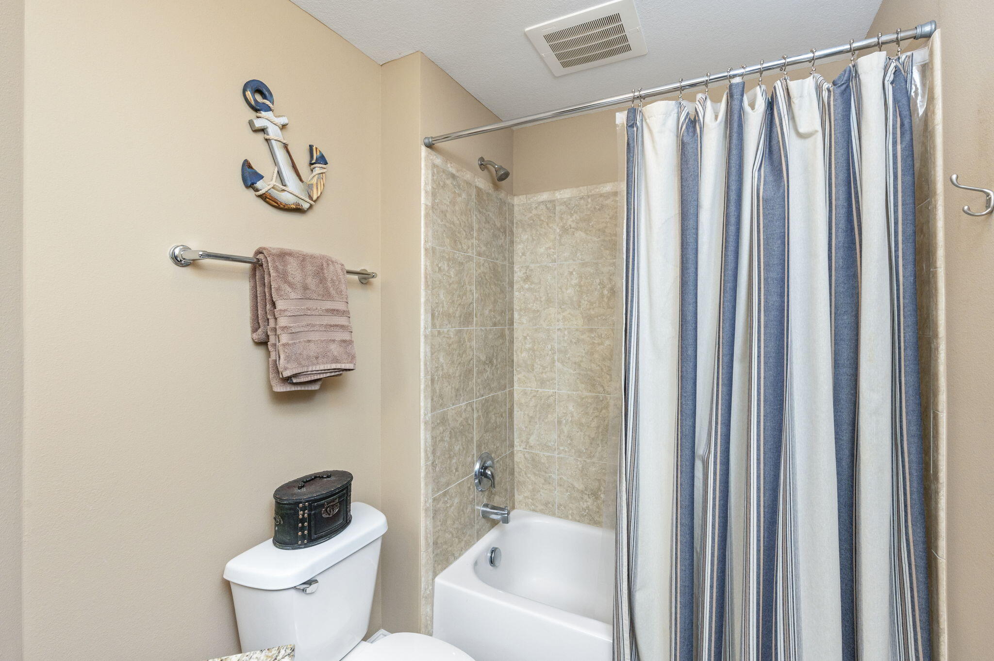 PRESIDIO YACHT CLUB - Residential