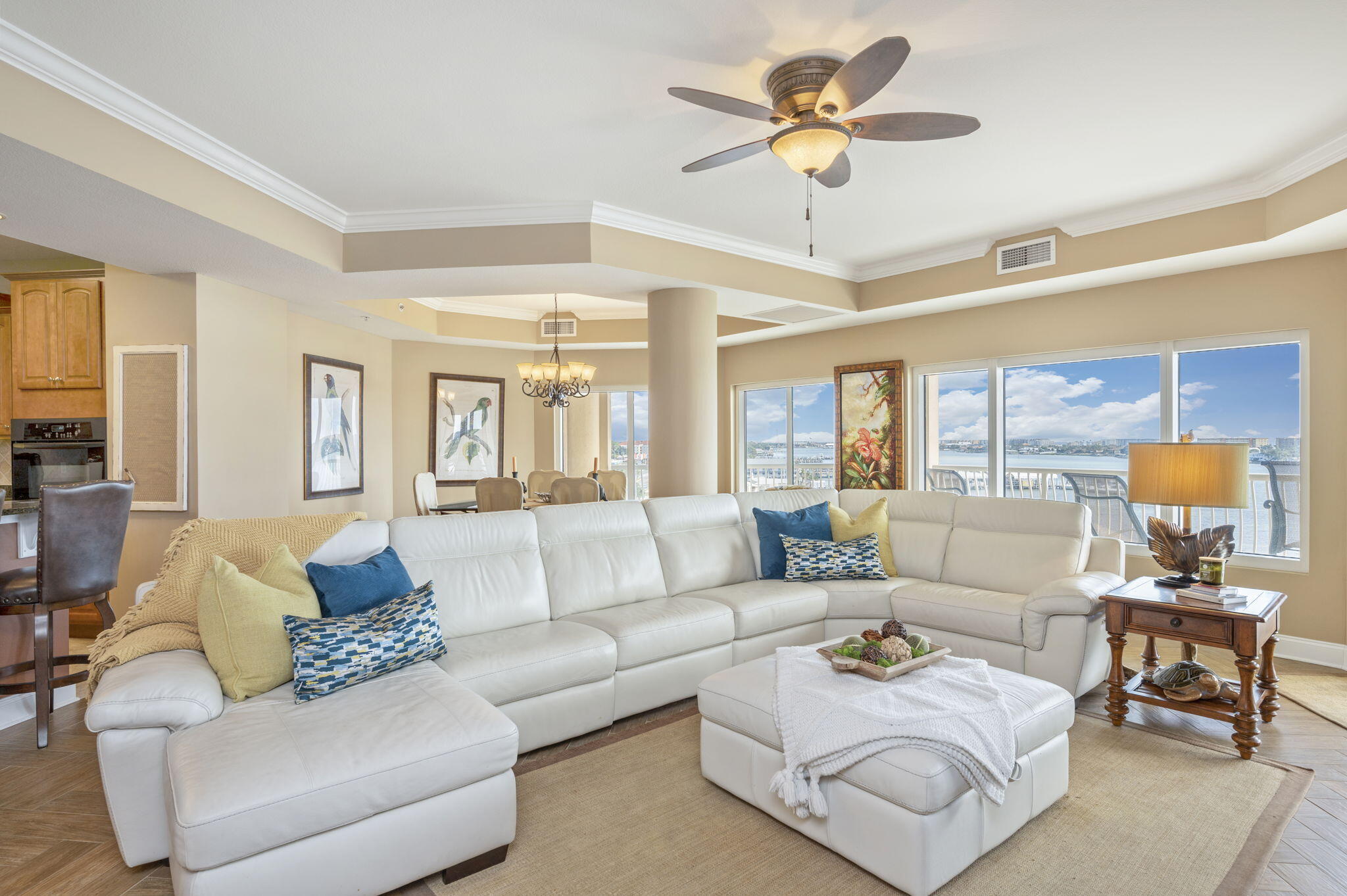 PRESIDIO YACHT CLUB - Residential