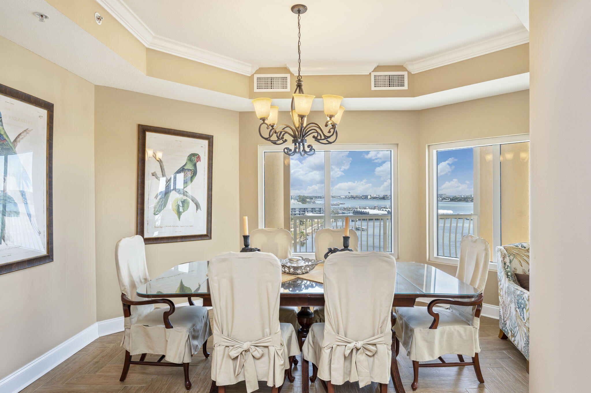 PRESIDIO YACHT CLUB - Residential