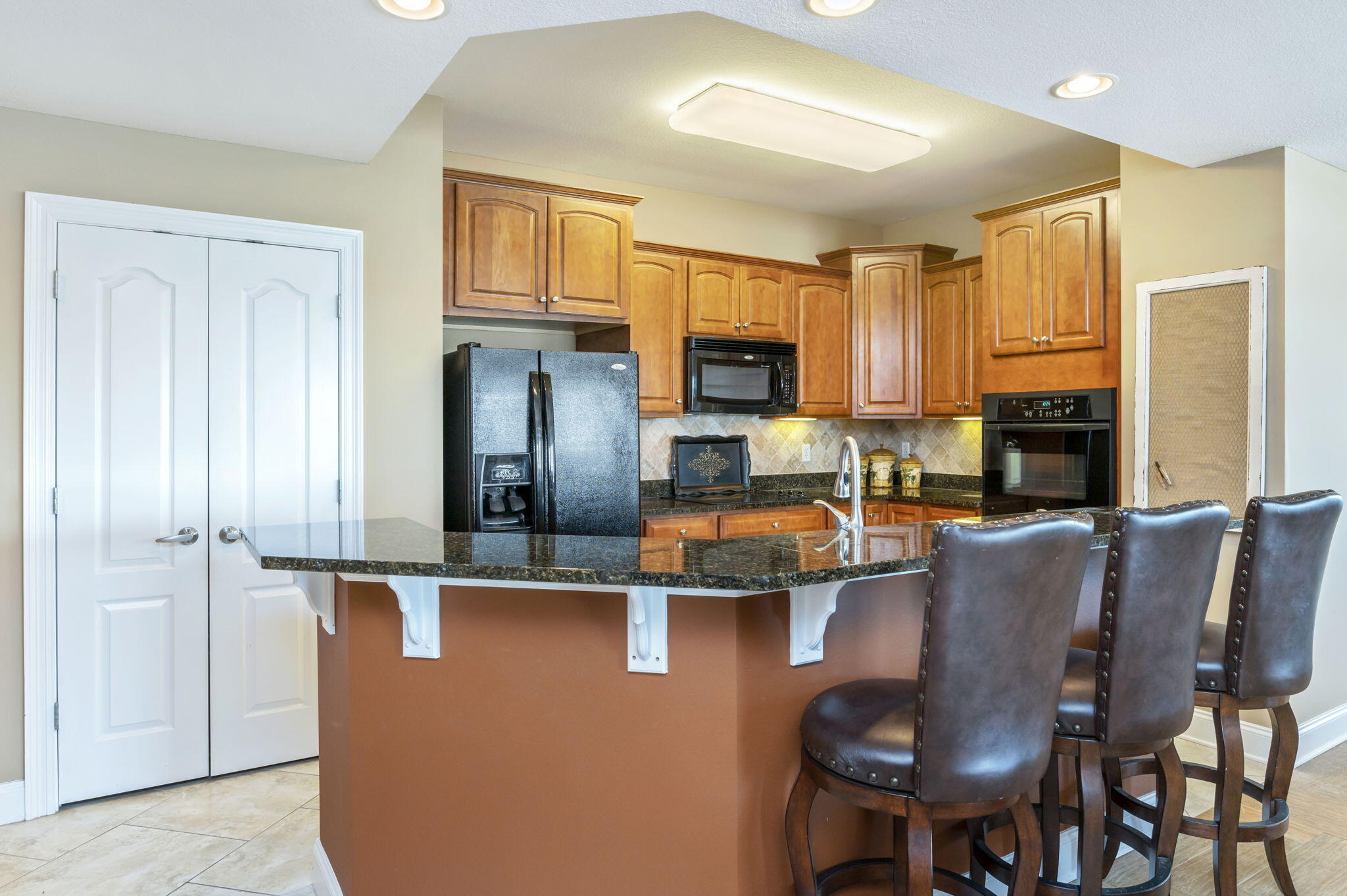 PRESIDIO YACHT CLUB - Residential