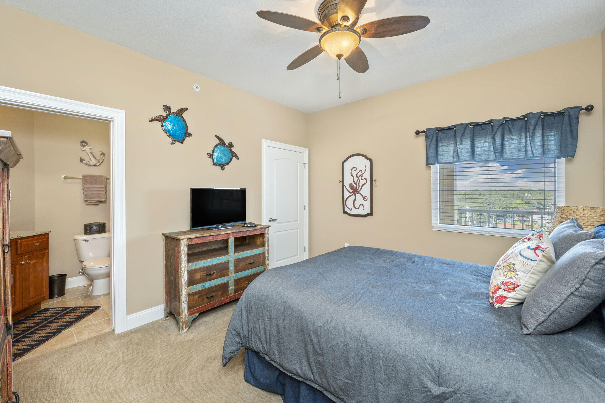 PRESIDIO YACHT CLUB - Residential