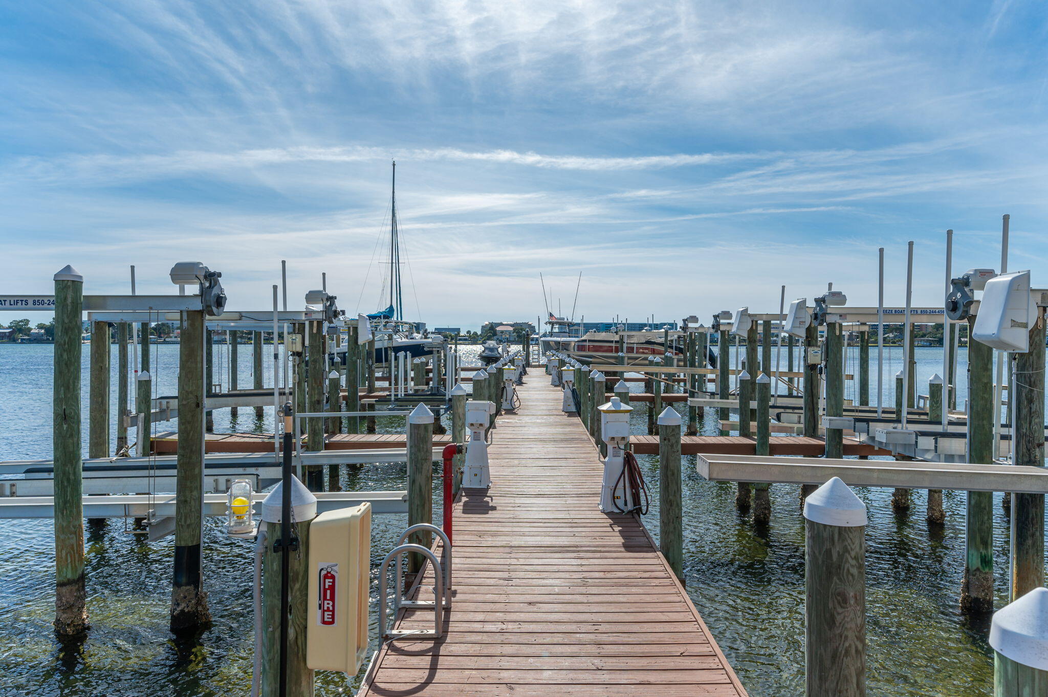 PRESIDIO YACHT CLUB - Residential