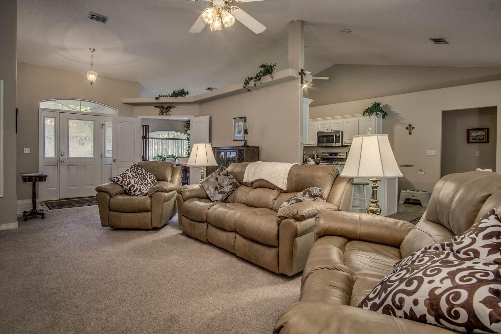 MAJESTIC OAKS - Residential