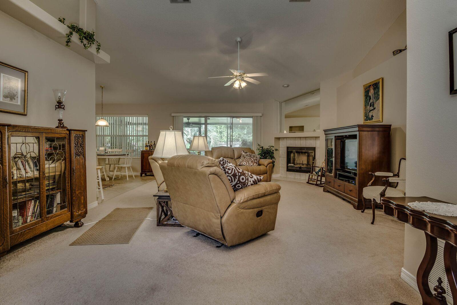 MAJESTIC OAKS - Residential