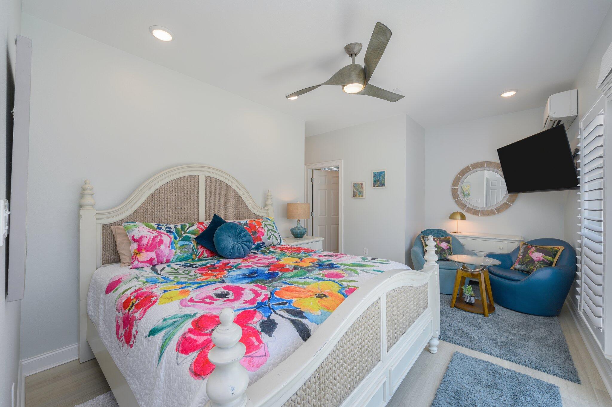 FAIRWAY VILLAS - Residential