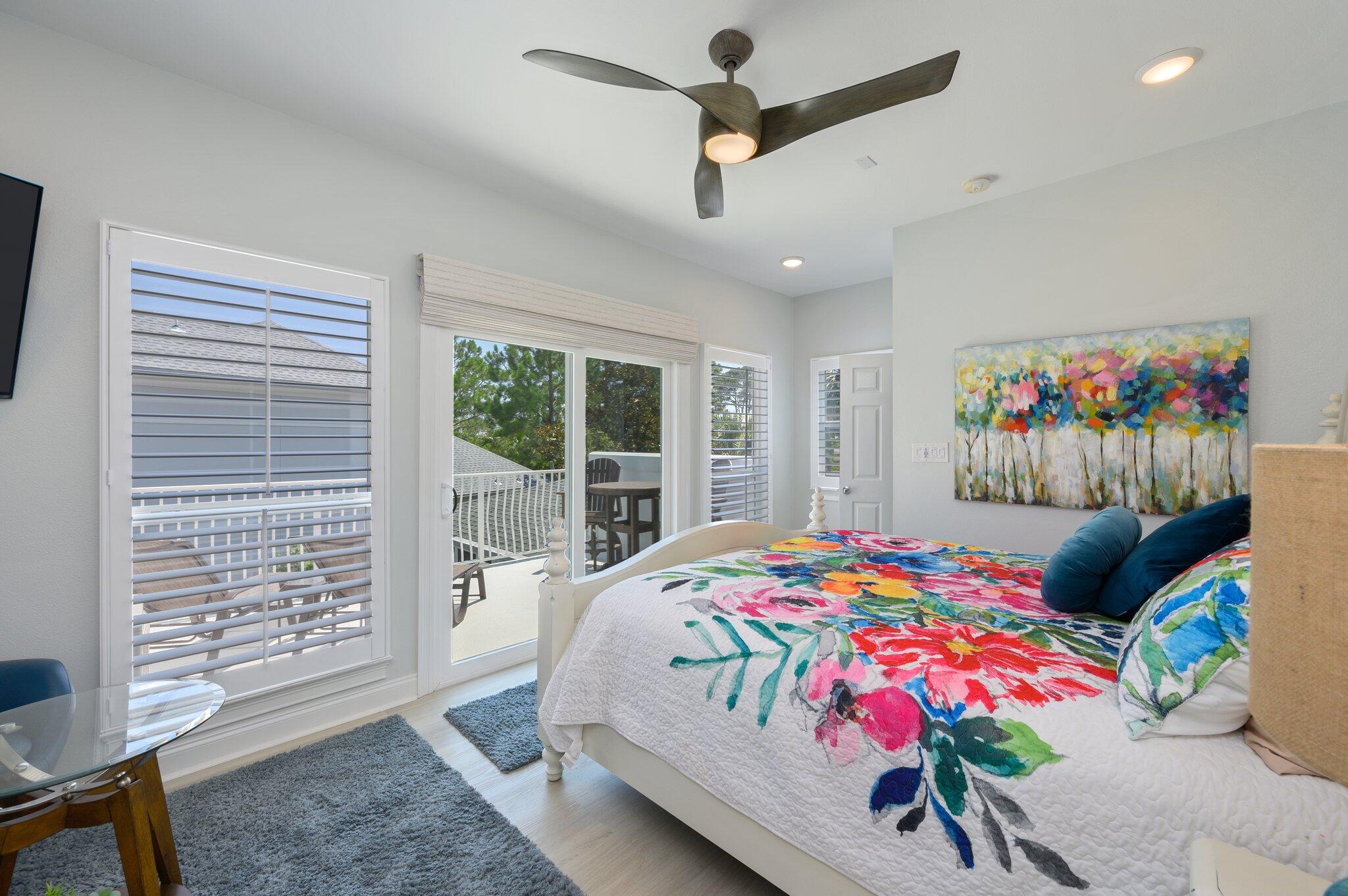 FAIRWAY VILLAS - Residential