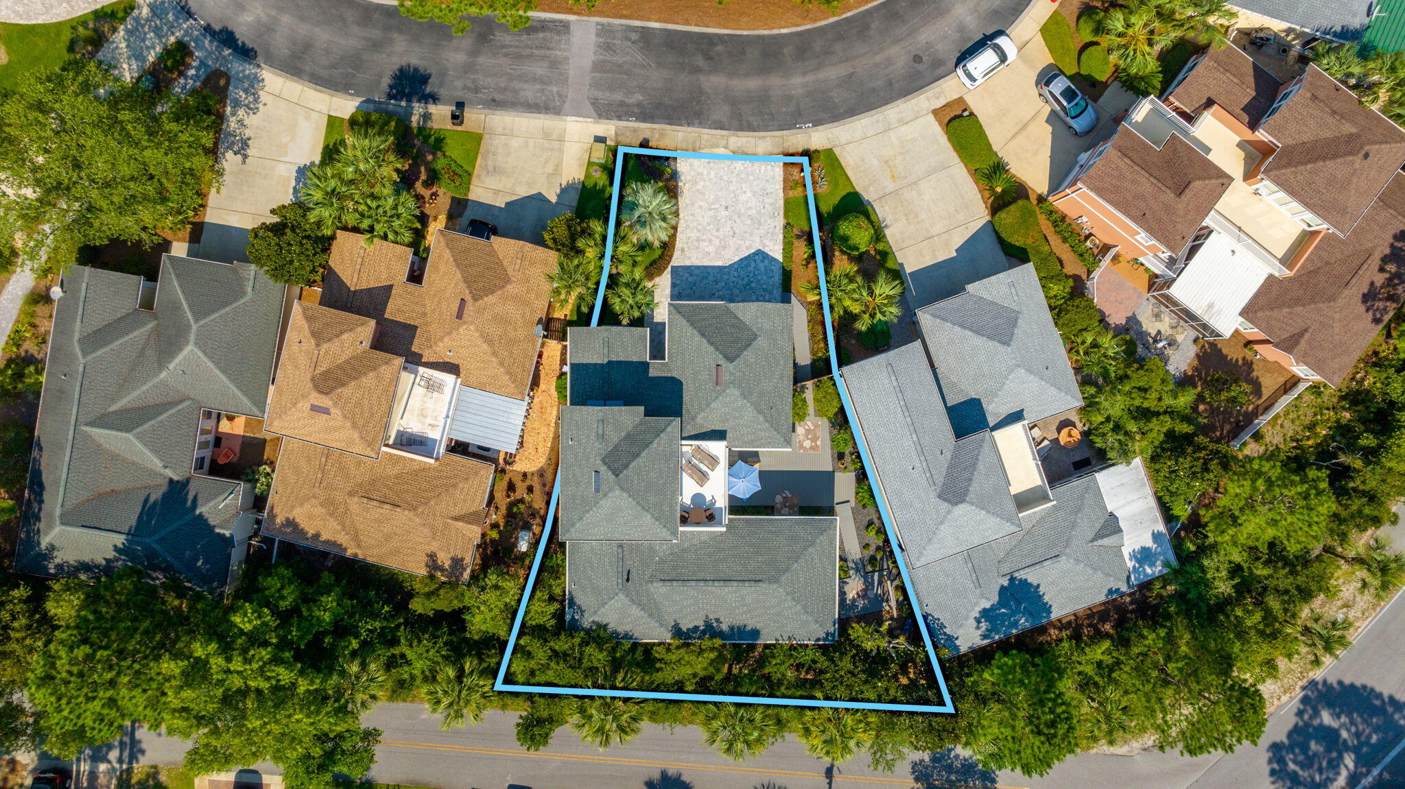 FAIRWAY VILLAS - Residential