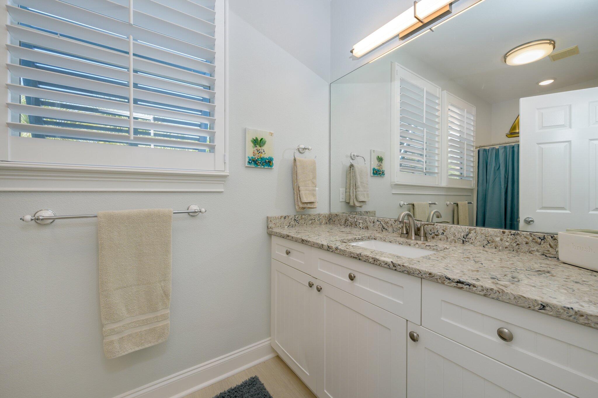 FAIRWAY VILLAS - Residential