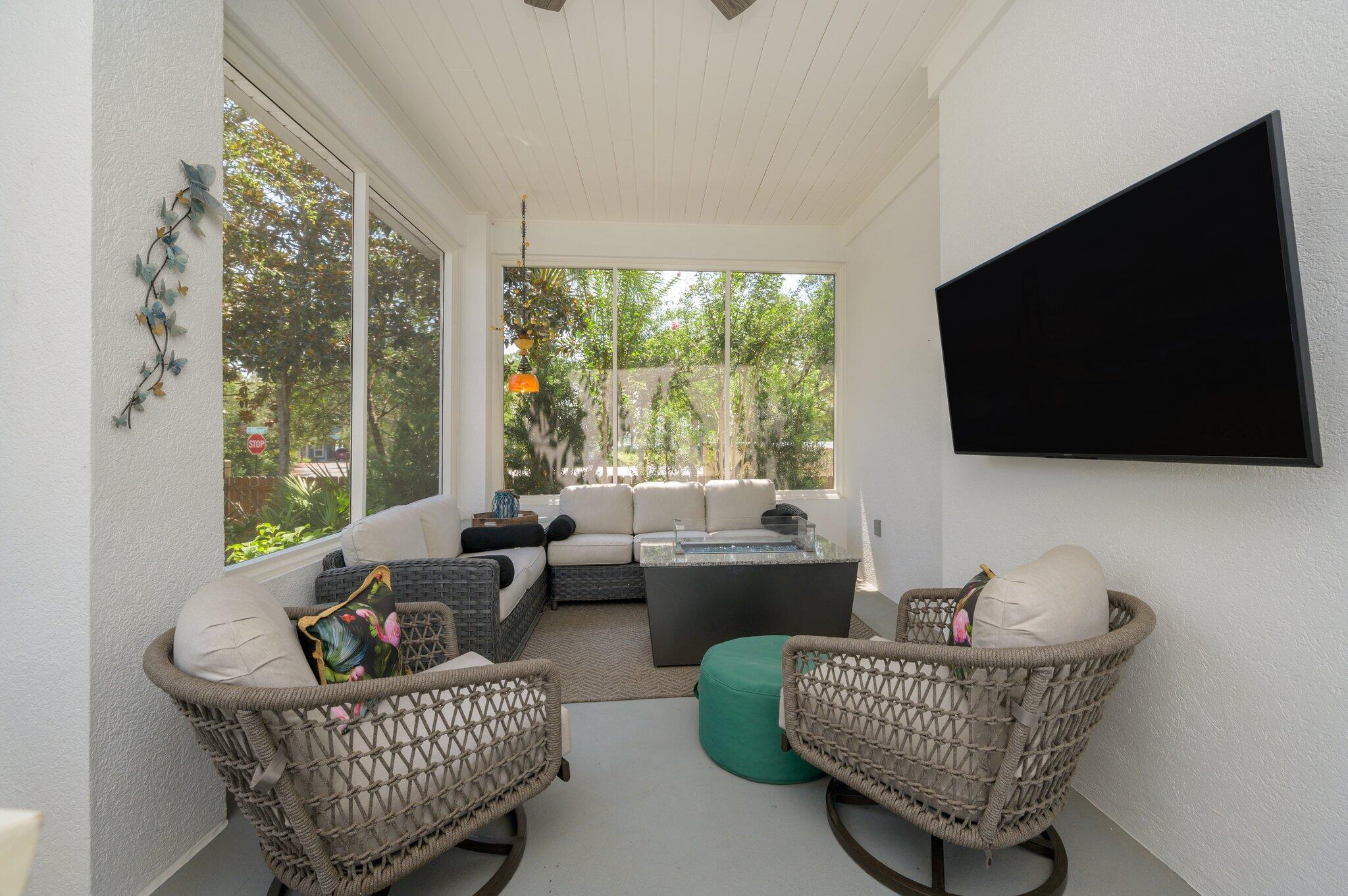 FAIRWAY VILLAS - Residential