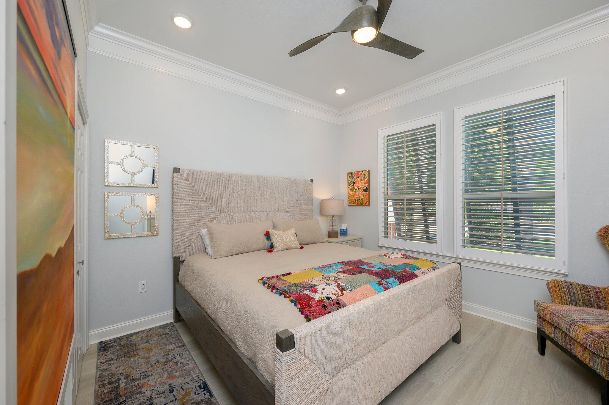 FAIRWAY VILLAS - Residential