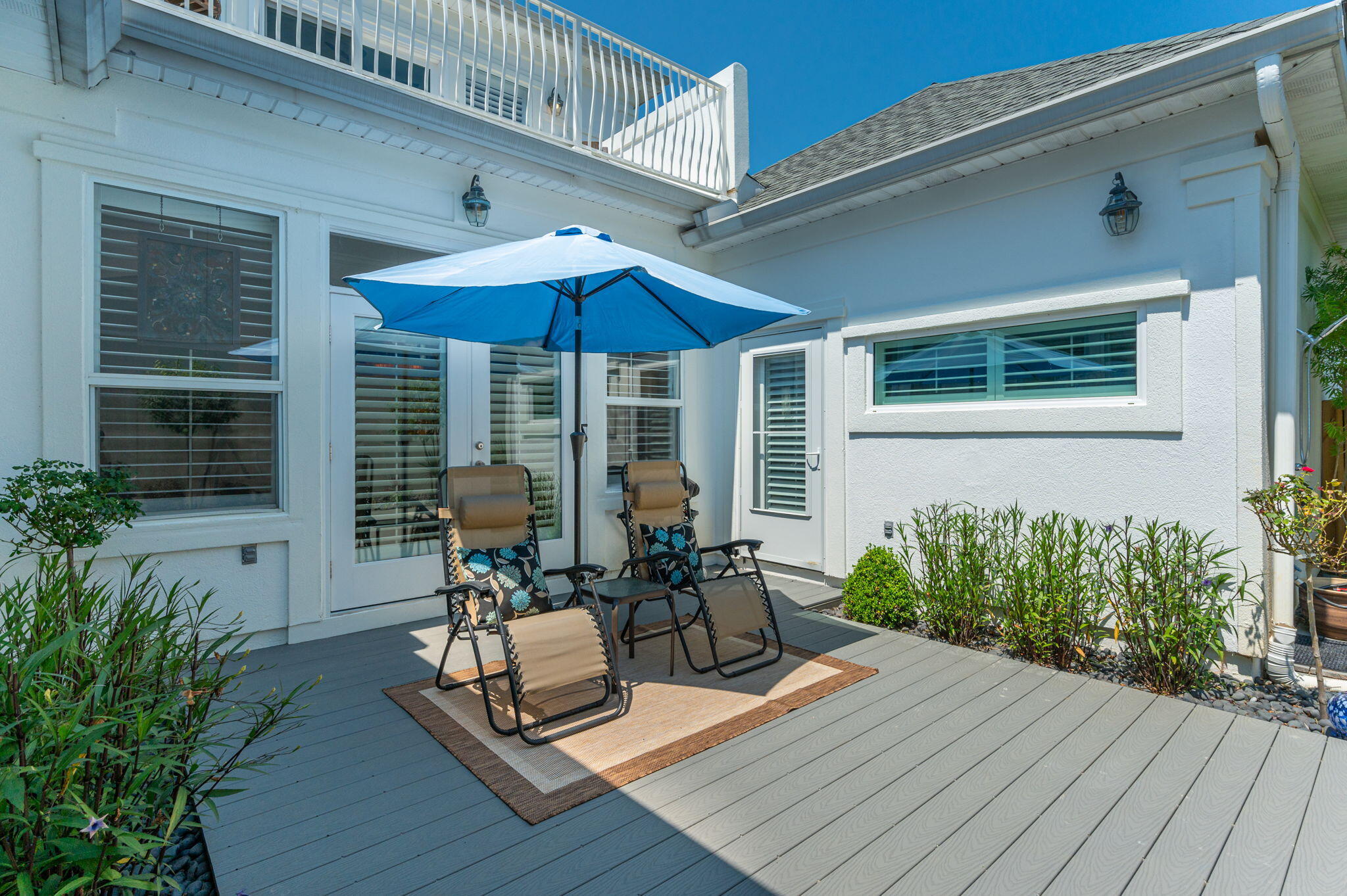 FAIRWAY VILLAS - Residential