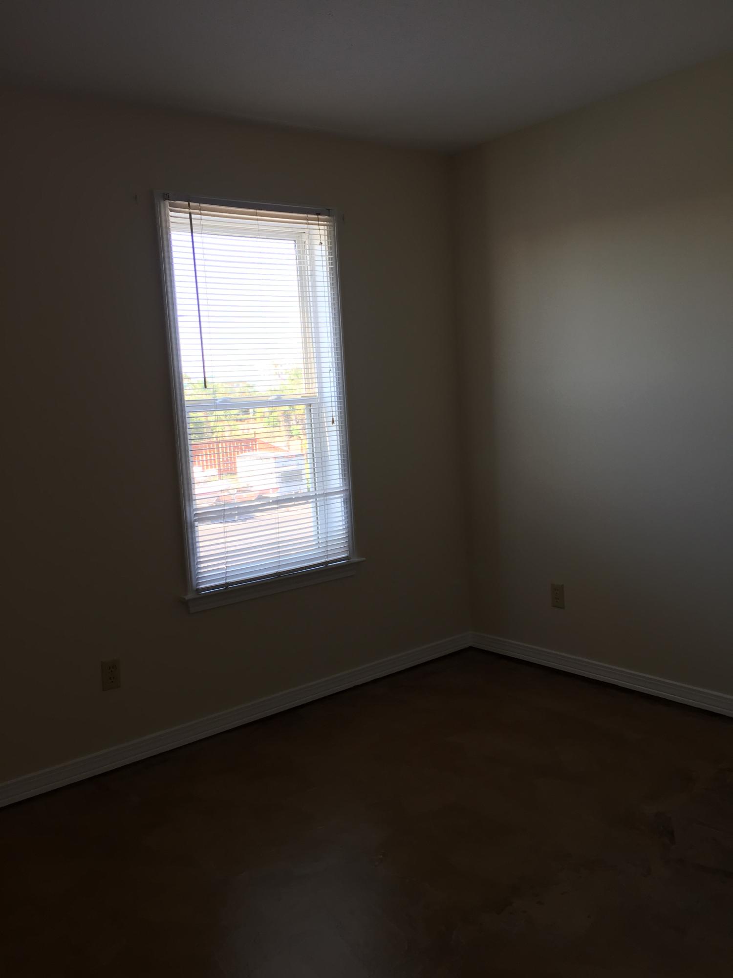 HERMITAGE CONDOMINIUM - Residential Lease