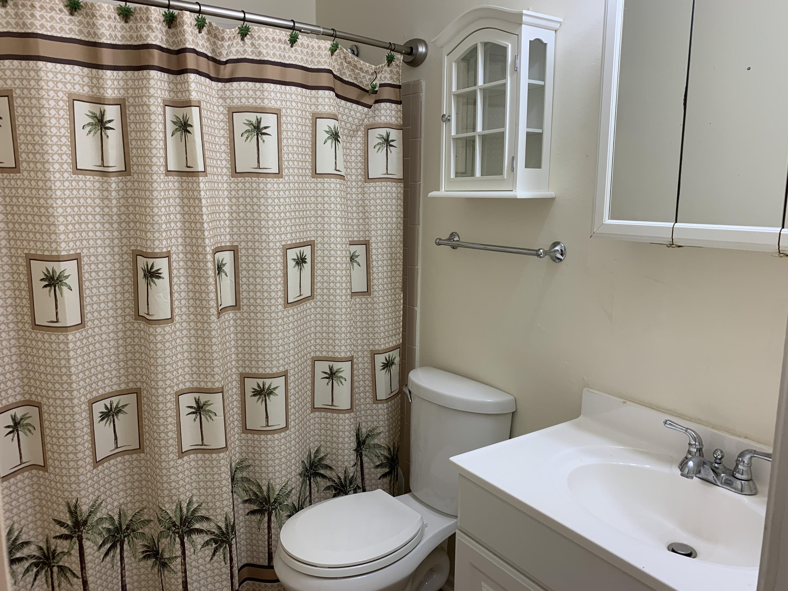 AVALON BEACH - Residential