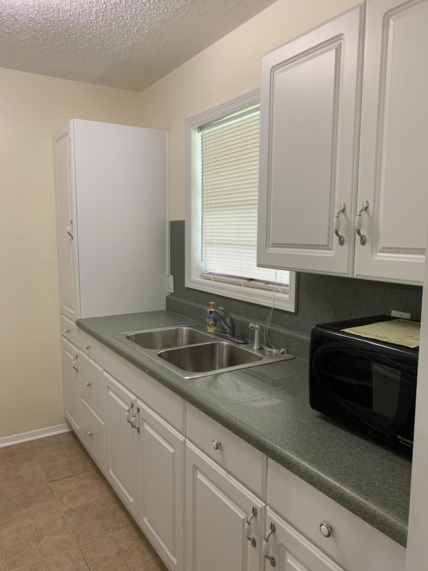 AVALON BEACH - Residential