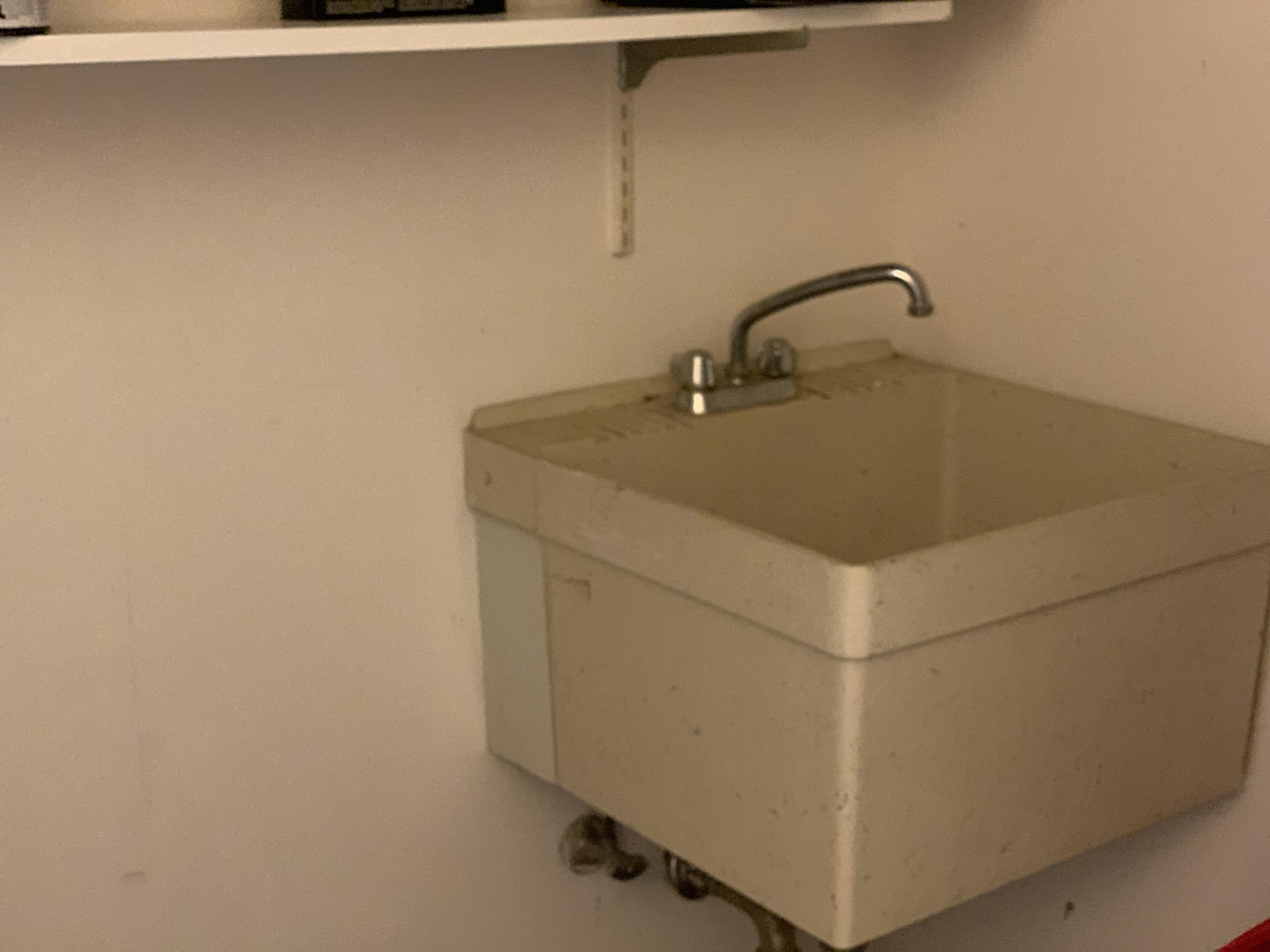 AVALON BEACH - Residential