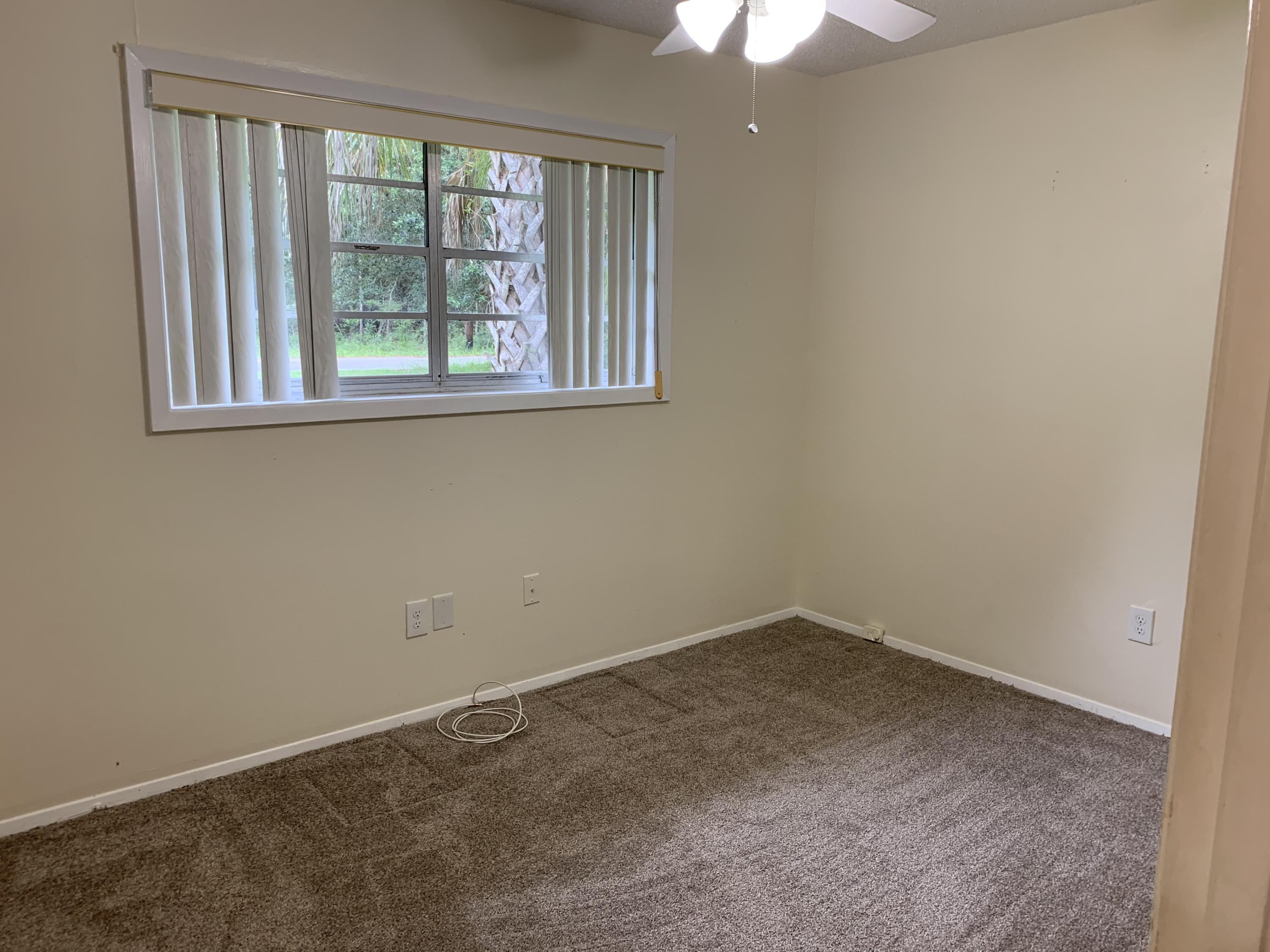 AVALON BEACH - Residential