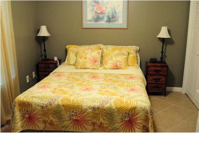 SUMMERSPELL CONDO - Residential