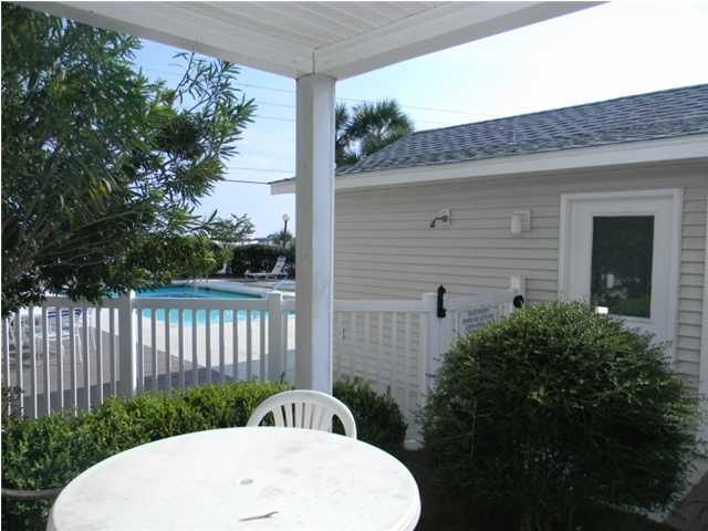 SUMMERSPELL CONDO - Residential