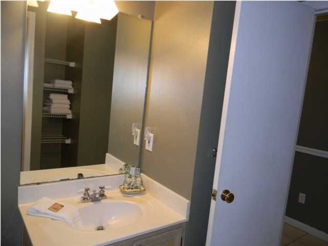 SUMMERSPELL CONDO - Residential