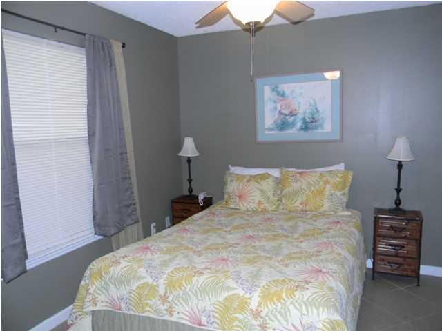 SUMMERSPELL CONDO - Residential