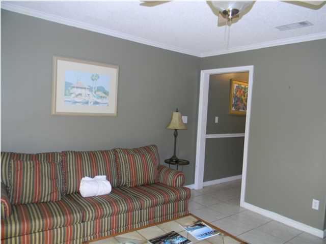 SUMMERSPELL CONDO - Residential