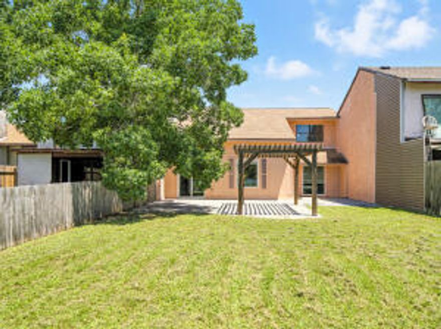 Waterfront Townhouse - 3 Bed | 3 Bath | Fully RemodeledExperience coastal living at its finest in this beautifully remodeled two-story waterfront townhouse! Featuring 3 spacious bedrooms and 3 full bathrooms, this home offers the perfect blend of modern design and serene views.Step inside to an open-concept floor plan with brand-new luxury vinyl plank flooring (2024) and a ceramic-tiled kitchen (2022). The chef's kitchen boasts sleek stainless steel appliances, ideal for entertaining or everyday living. Fresh exterior paint enhances curb appeal, making this home truly move-in ready.Enjoy waterfront sunsets from your private patio and embrace the lifestyle you've been dreaming of. This property combines elegance, comfort, and location--all in one! Fully remodeled in the last 2 years
Open-concept design
Waterfront views
Modern finishes throughout

Don't miss out! schedule your private tour today and make this waterfront dream home yours!