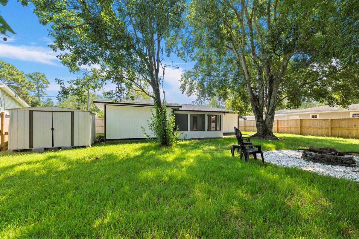 PINE MEADOWS - Residential