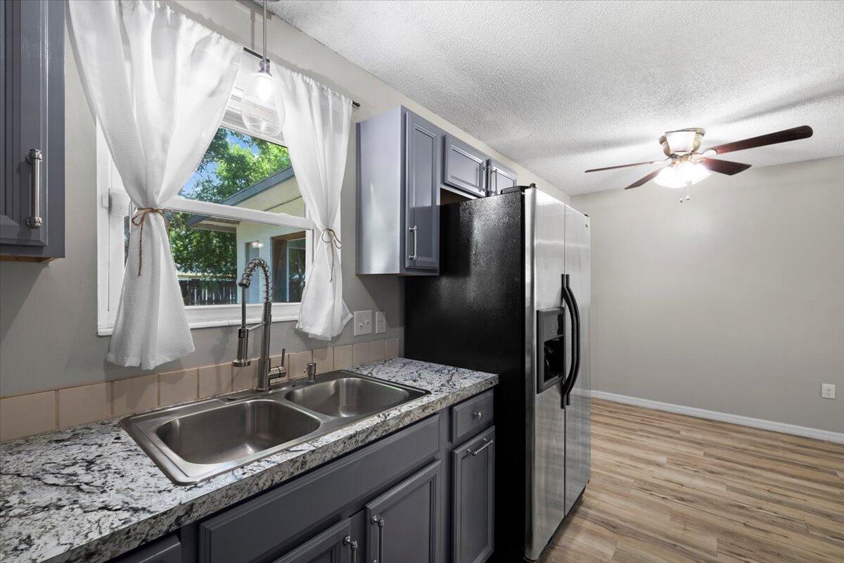 PINE MEADOWS - Residential