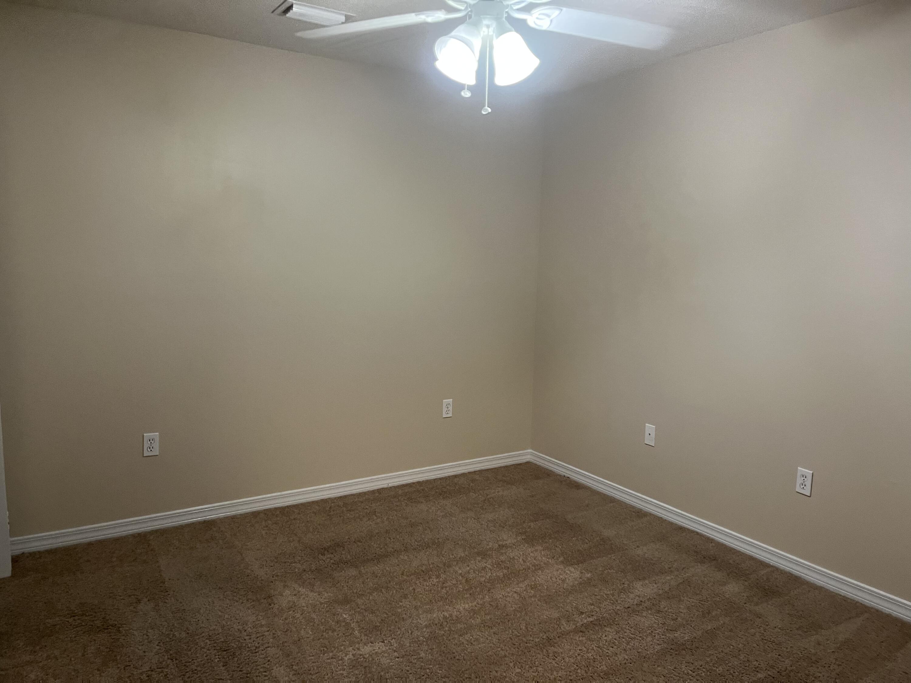 NORTH PARK T/H PH II - Residential Lease