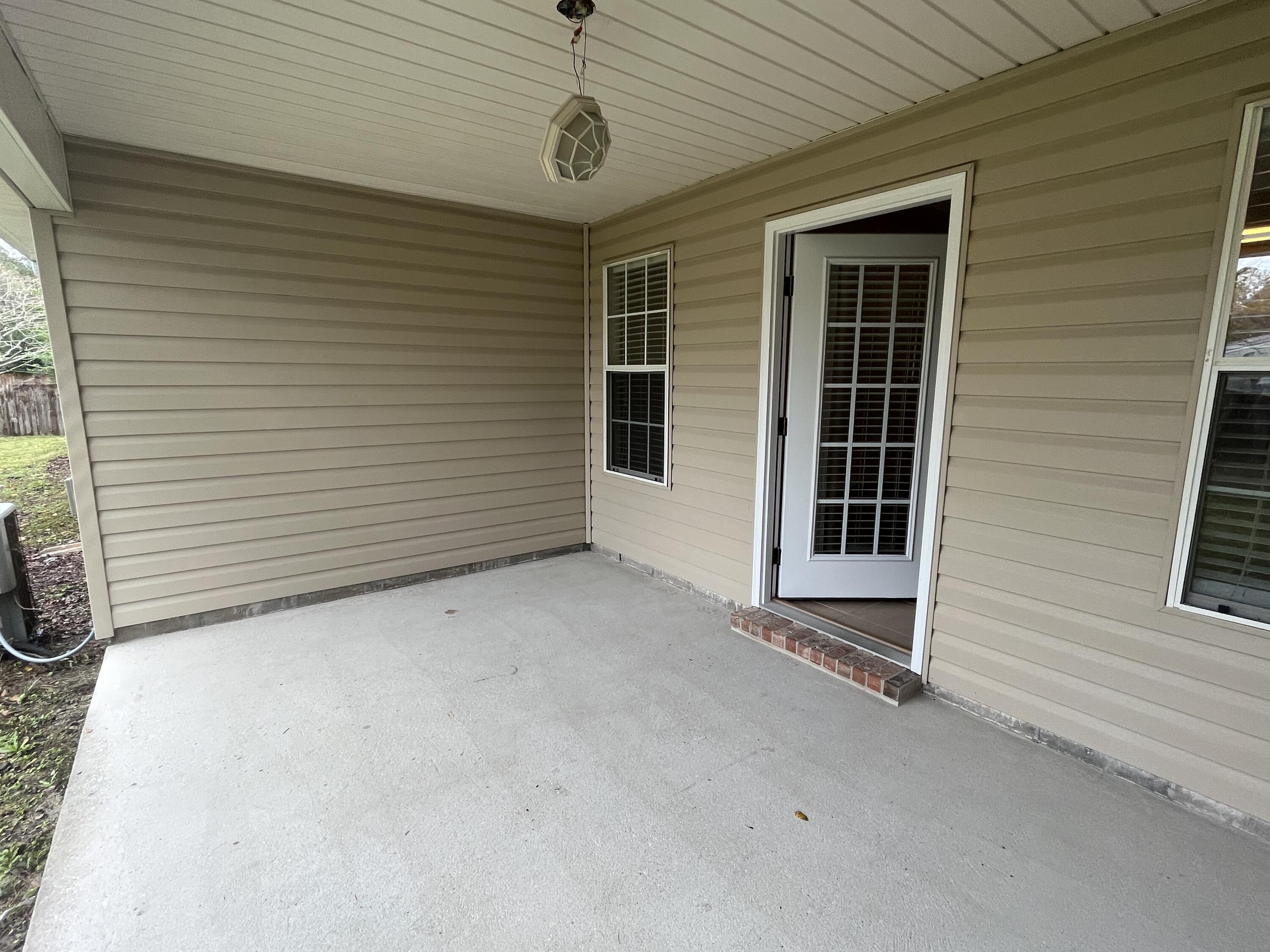 NORTH PARK T/H PH II - Residential Lease