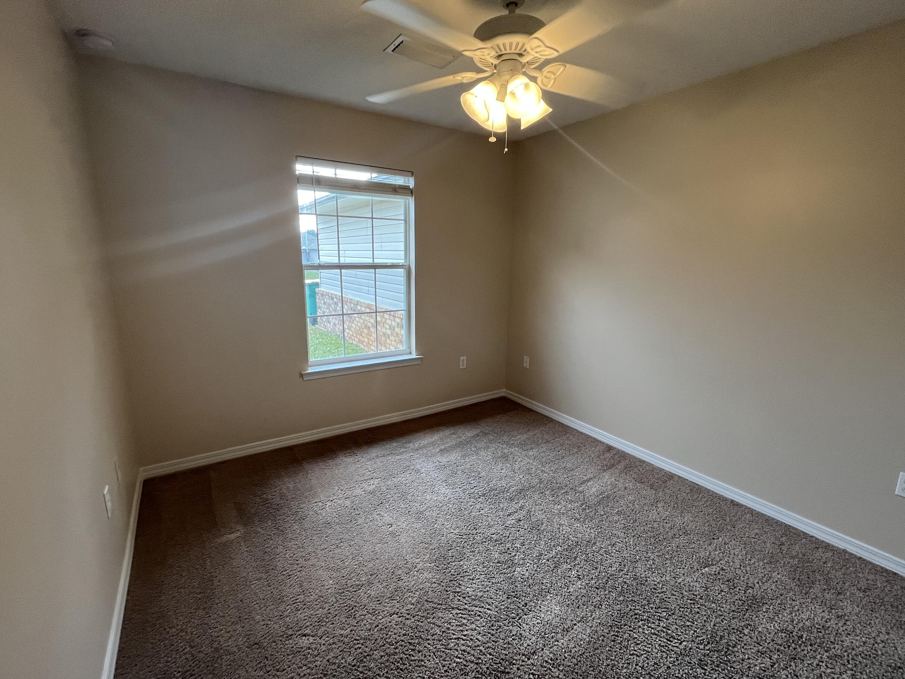 NORTH PARK T/H PH II - Residential Lease