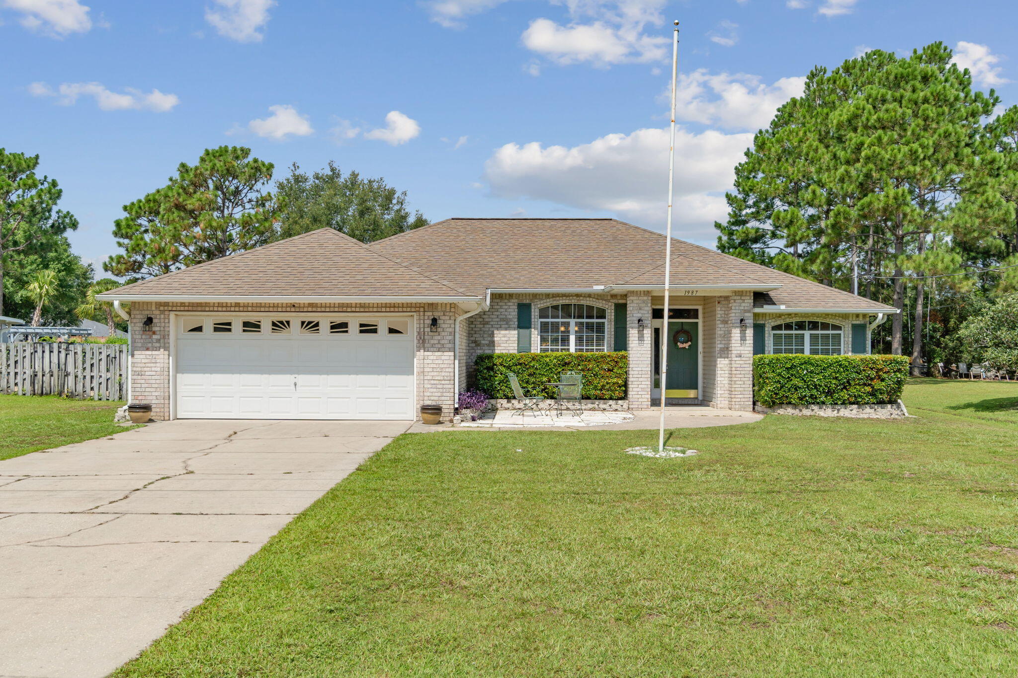 HOLLEY BY THE SEA - Residential