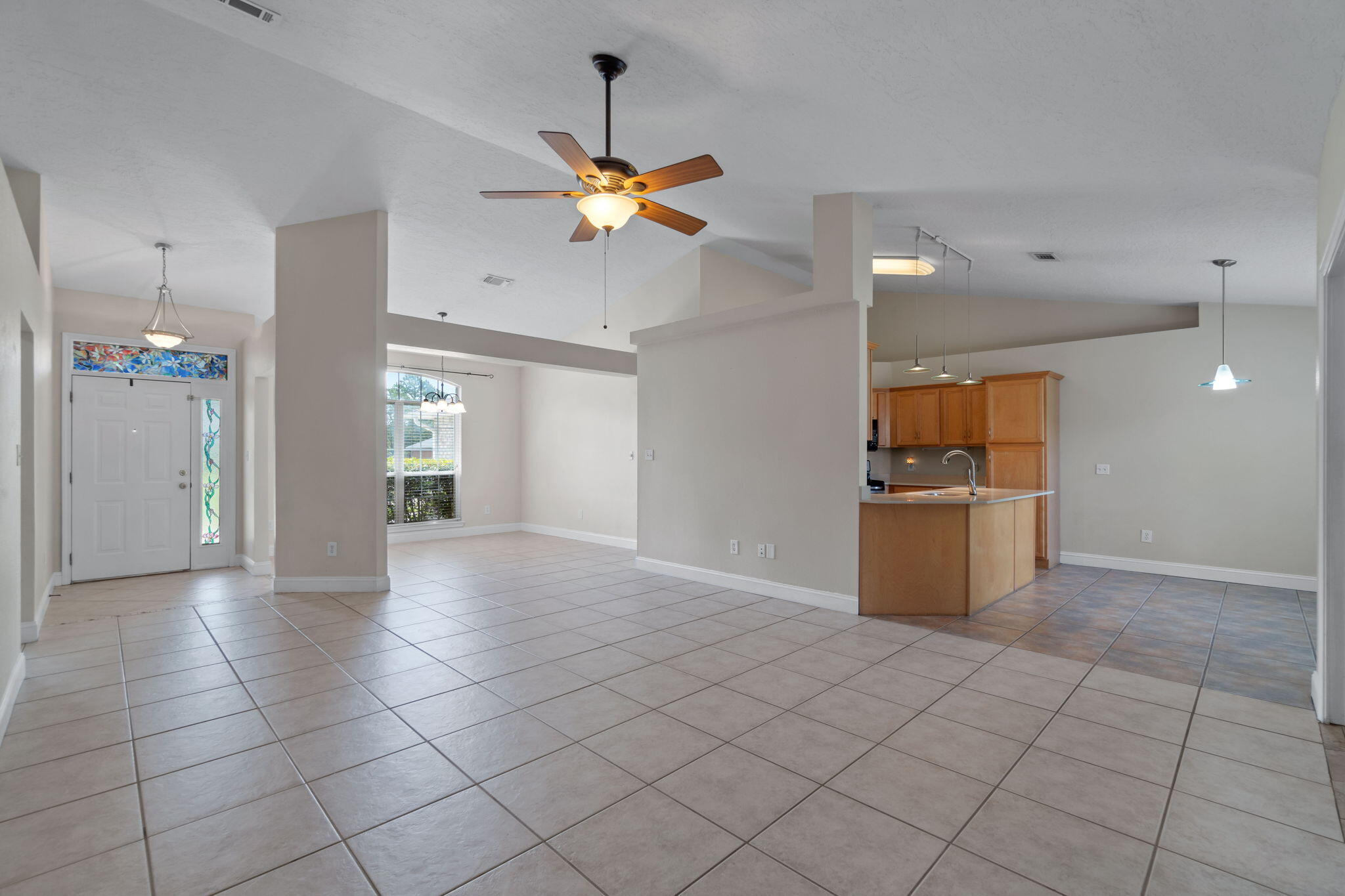 HOLLEY BY THE SEA - Residential