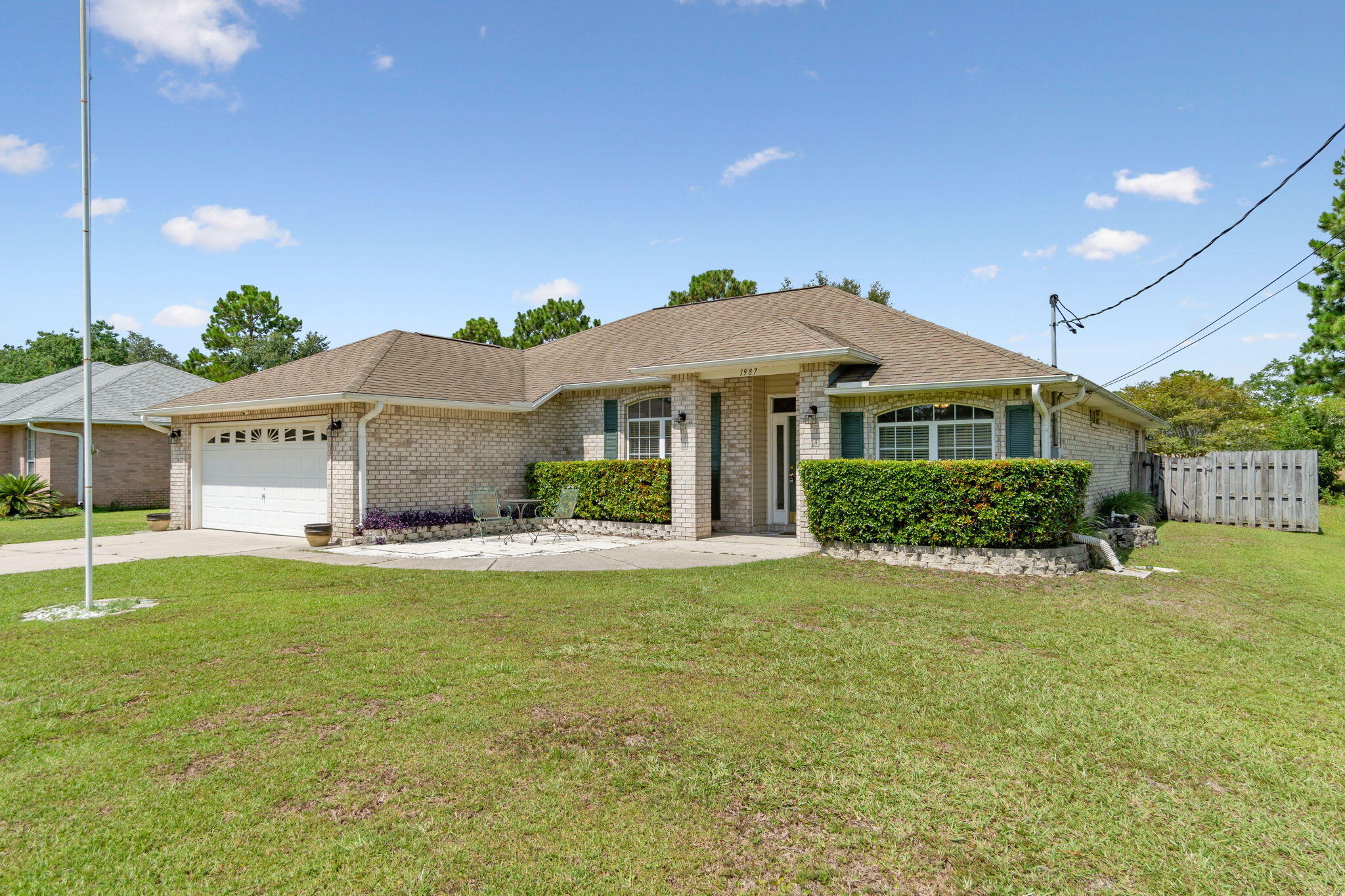 HOLLEY BY THE SEA - Residential