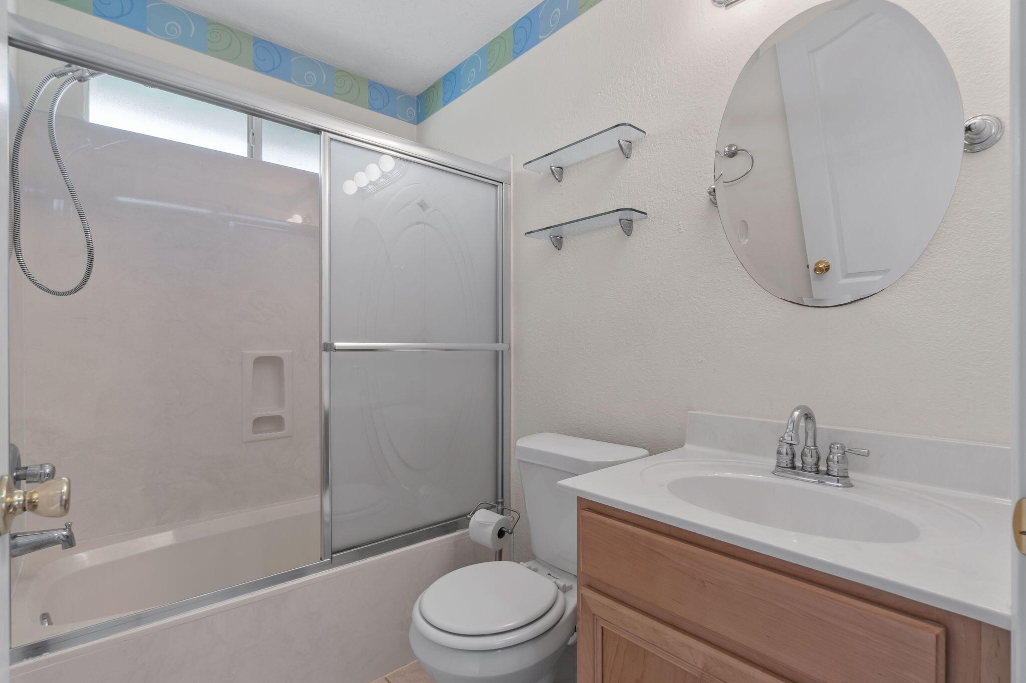 HOLLEY BY THE SEA - Residential