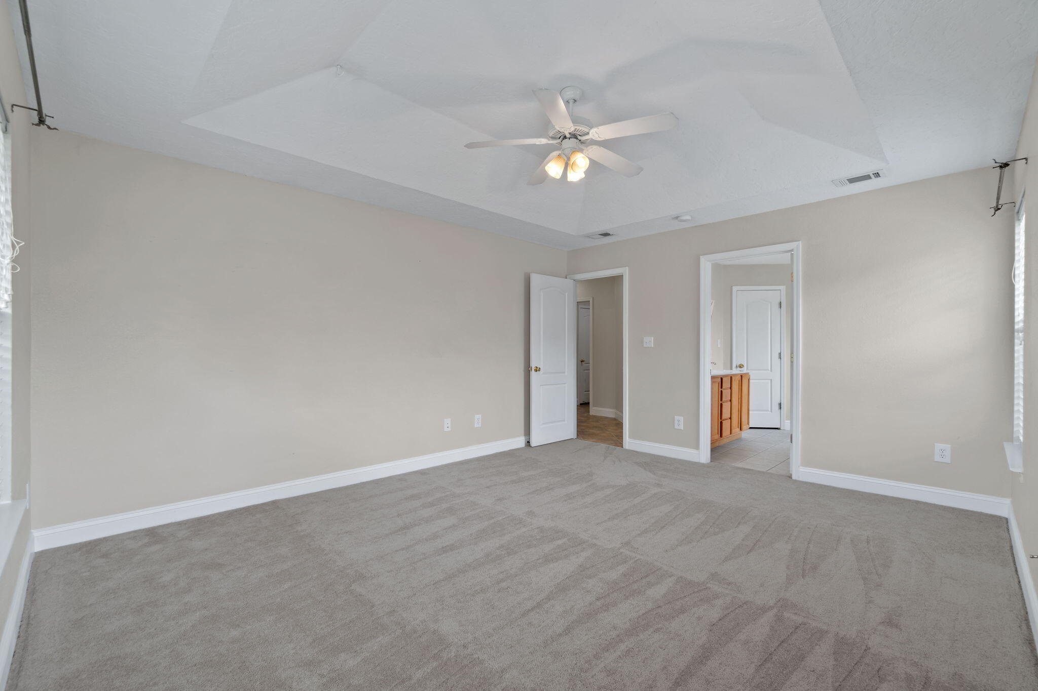 HOLLEY BY THE SEA - Residential